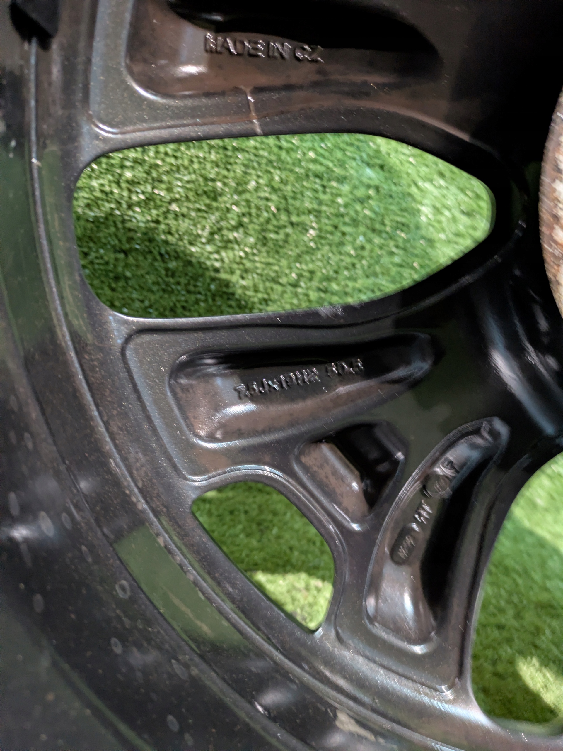 disk disk hliníkový KIA SPORTAGE 19" x 7.5" ET 50.5 NR.F52