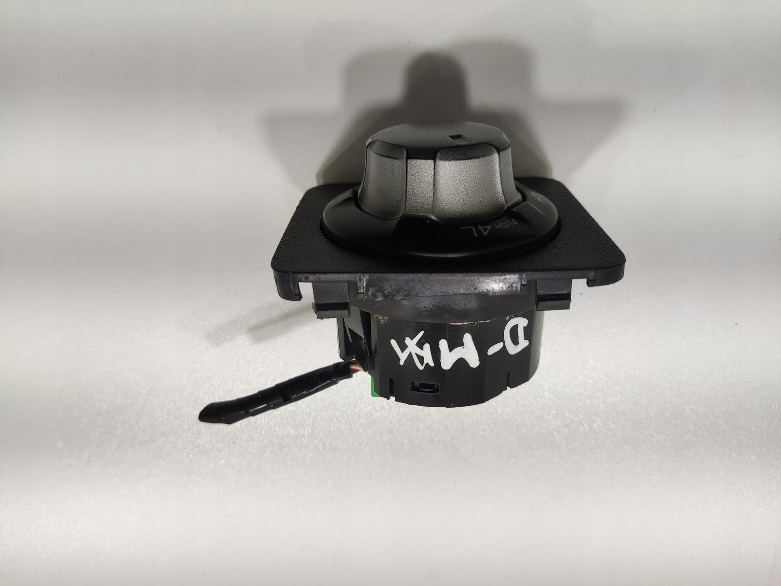 switch NAPEDOW ISUZU D-MAX II 2011-2016 M43731