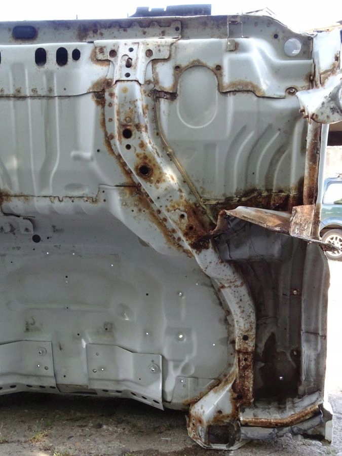 ISUZU N35 N75 NPR NQR 07-18 POSZYCIE LEWE PRÓG BOK SŁUPEK A B Producent części Isuzu OE