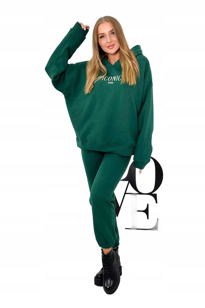 Bavlněný komplet s zateplenou mikina s výšivkou kalhoty zelené barvy