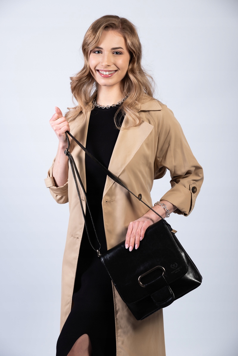 Torebka Damska Skórzana Na Ramię Czarna Modna Listonoszka PAOLO PERUZZI Cechy dodatkowe kieszonka na telefon lakierowana