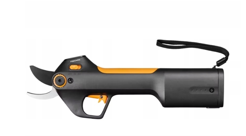 Fiskars Elektrické záhradné nožnice akumulátorové 8V 4Ah Usb-c
