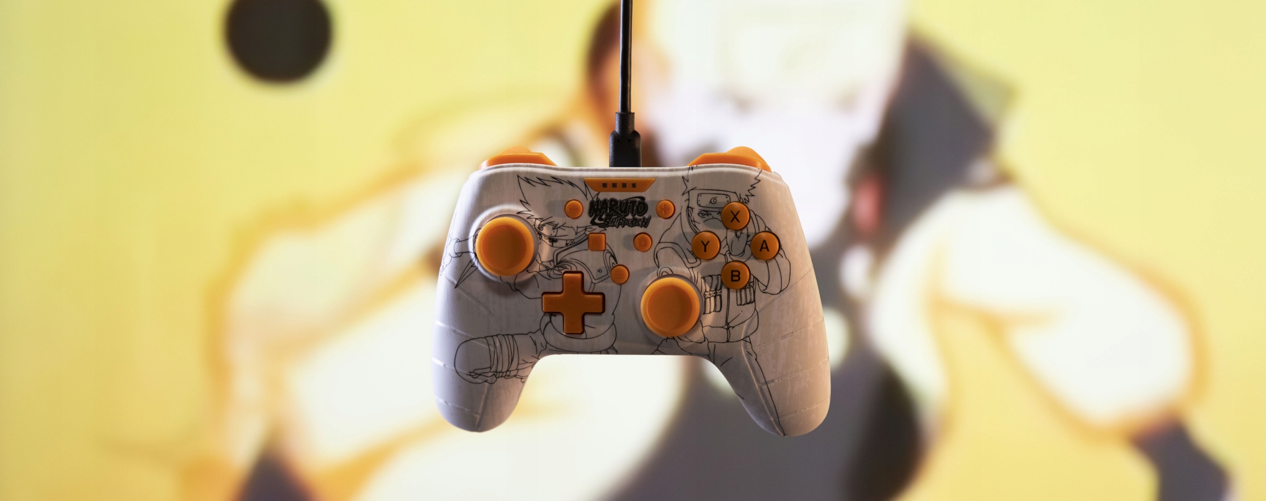 PAD PRZEWODOWY DO PC NINTENDO WIBRACJE NARUTO Kolor biały