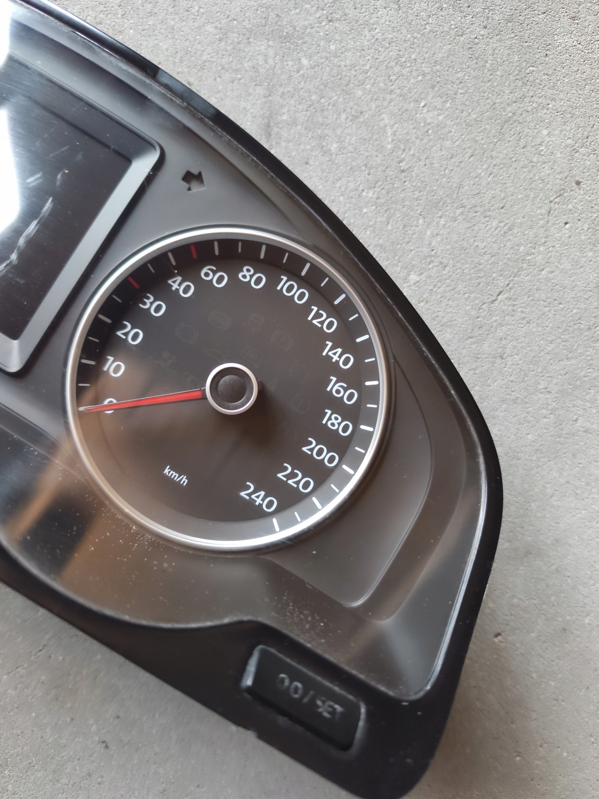dials dials predkosciomierz VW T5 LIFT 7E0920860C