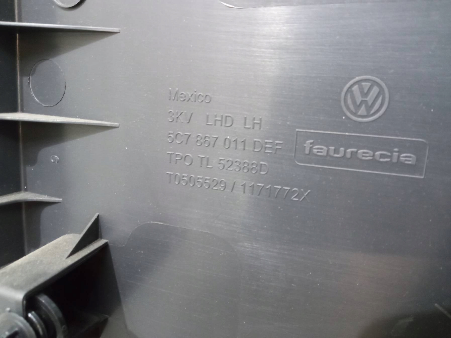 upholstery side left right front KPL 5C VW Volkswagen Jetta VI (2010- )