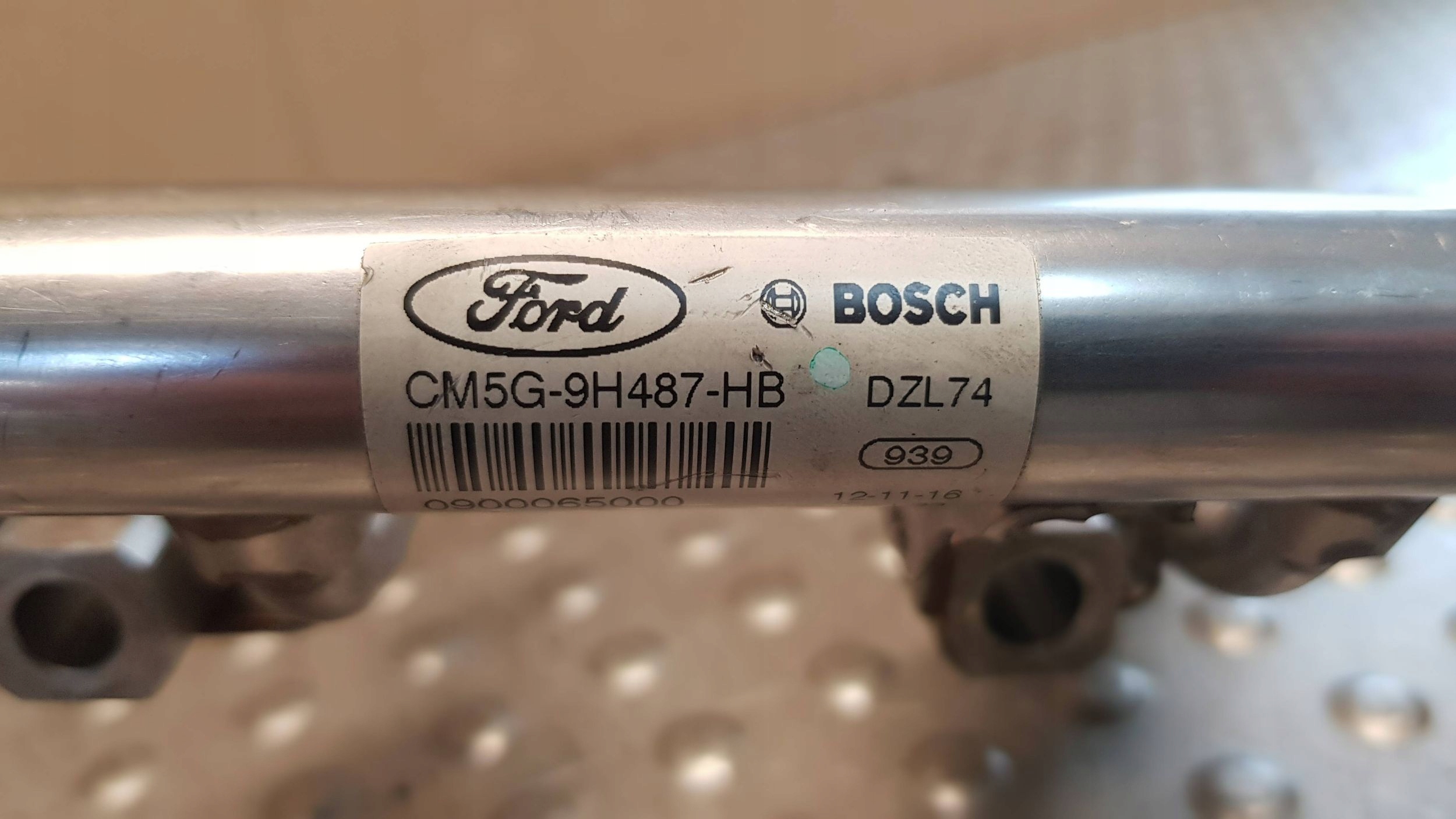 injection ramp nozzle FORD FOCUS MK3 FIESTA MK7 B-MAX 1.0 ECOBOOST