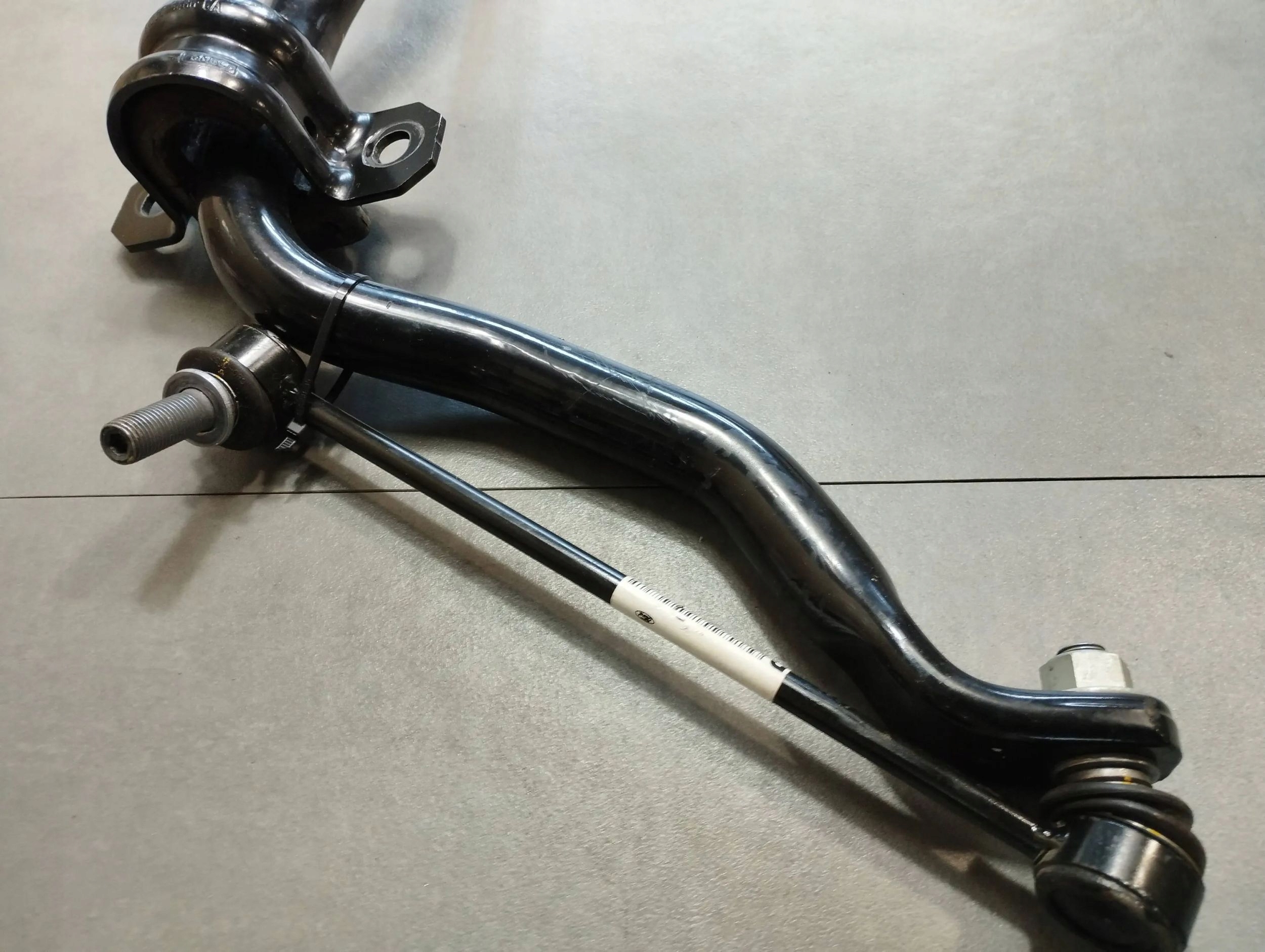 VW Amarok II 2023 bar STABILIZATOR front MB3C5494A2C