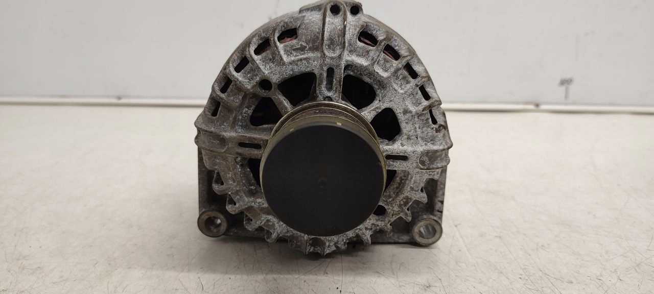 Alternator Opel Zafira C 1,6 TB