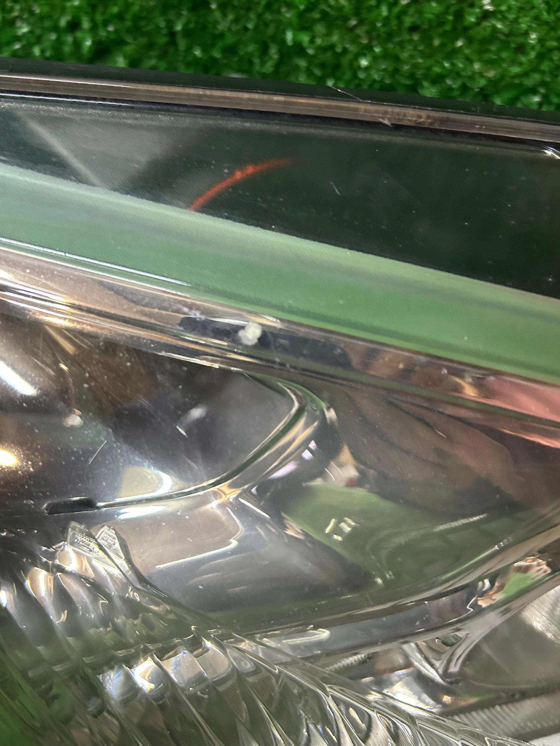 REFLEKTOR right FORD S-MAX 6M21-13W029-AH