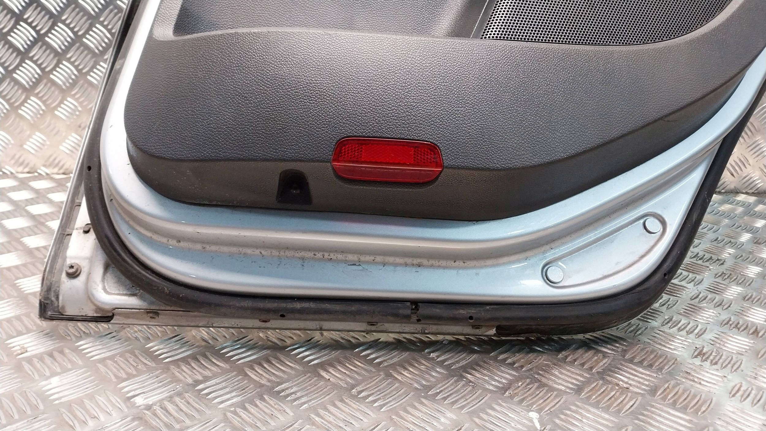Tür heck rechts VW GOLF V HATCHBACK 03