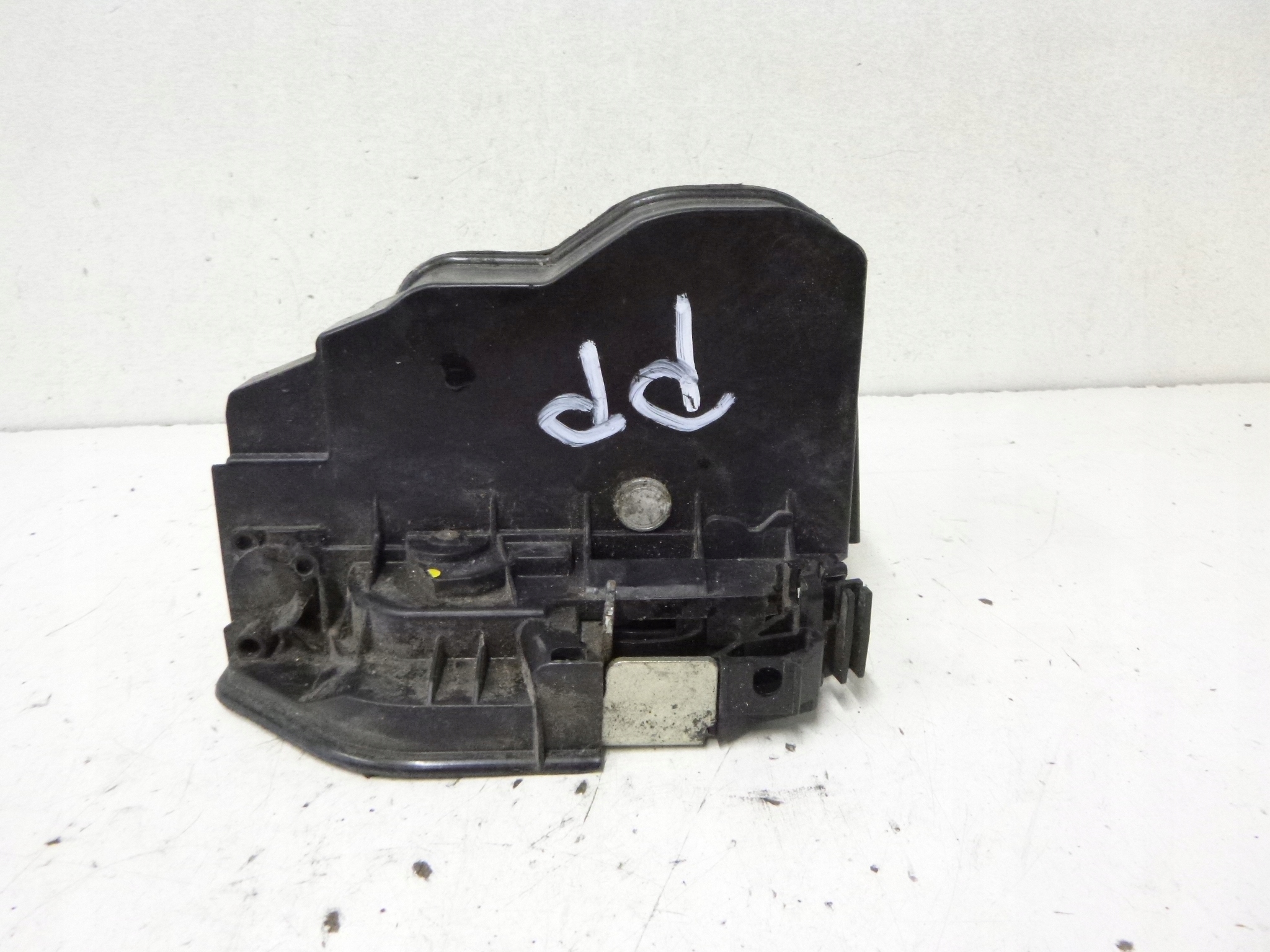 lock door front right BMW E60 E61 05r.