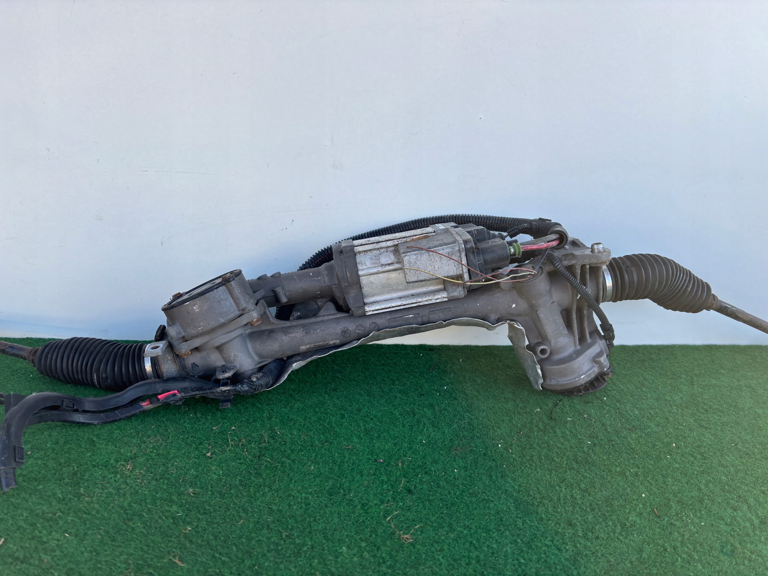 servo control VW PASSAT B6 3C242305D MAGP13R
