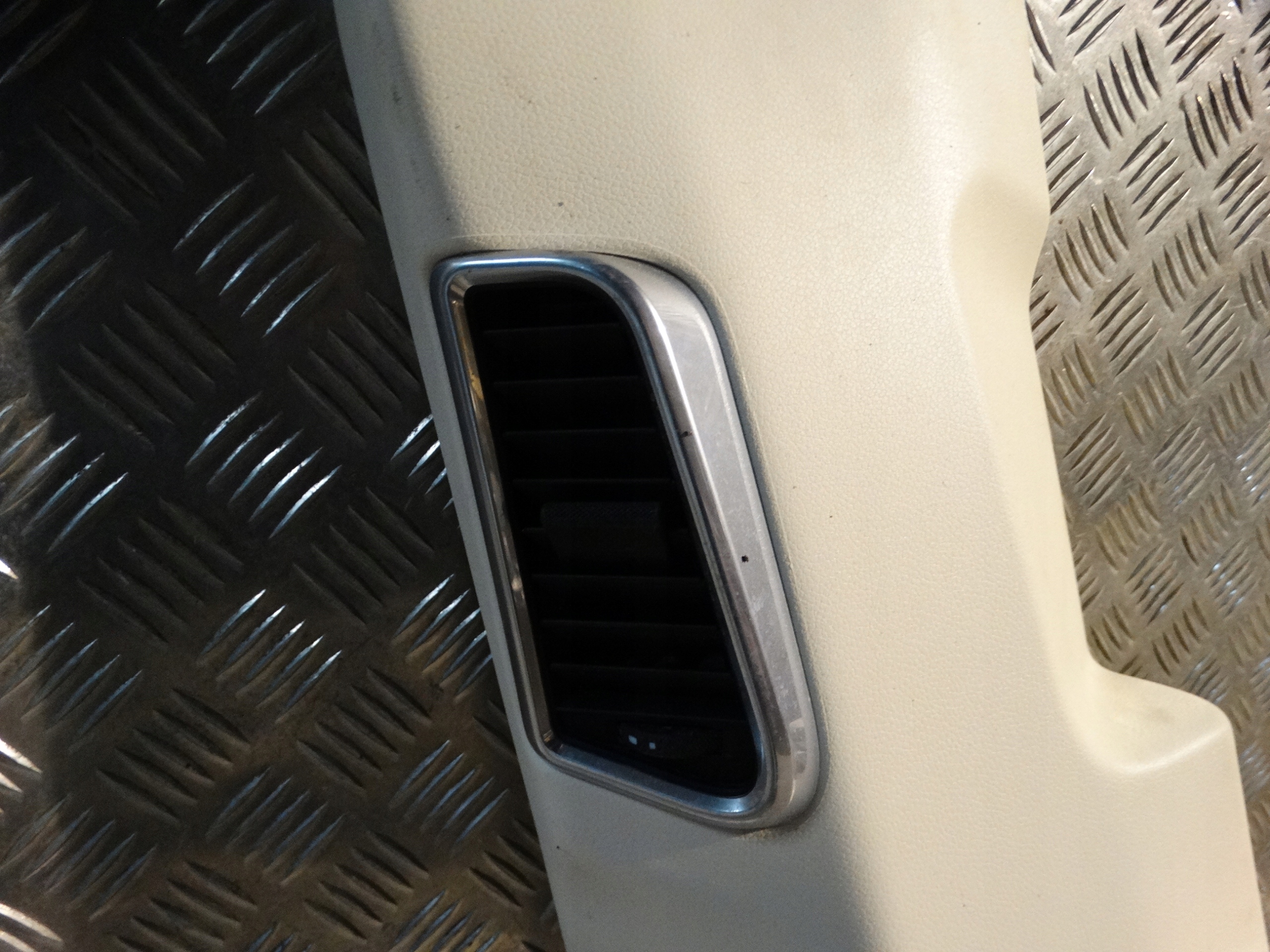 IDEAL cover SLUPKA B left PORSCHE PANAMERA 971 1