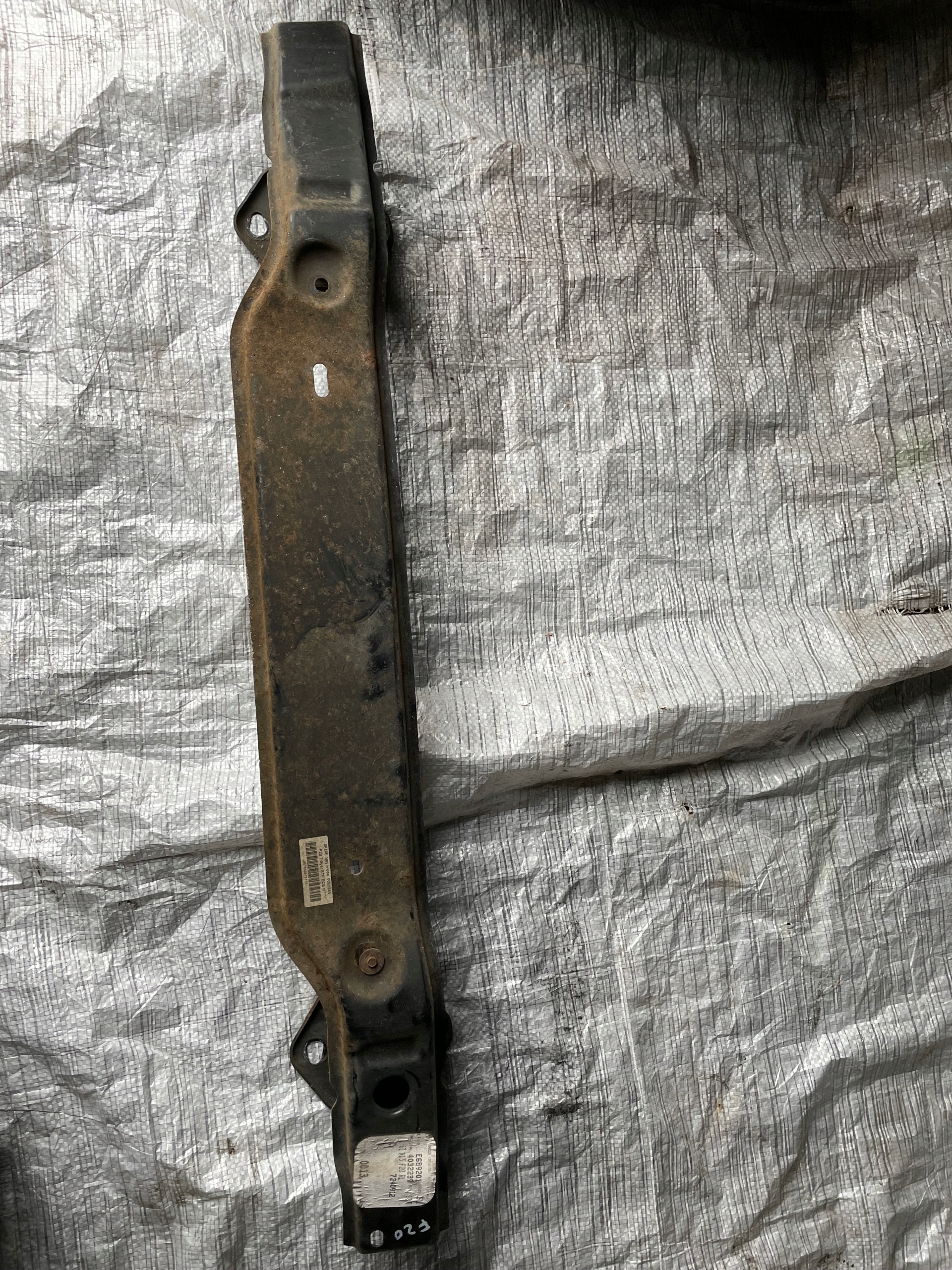 BELKA ZDERZAKA TYŁ BMW 1 F20