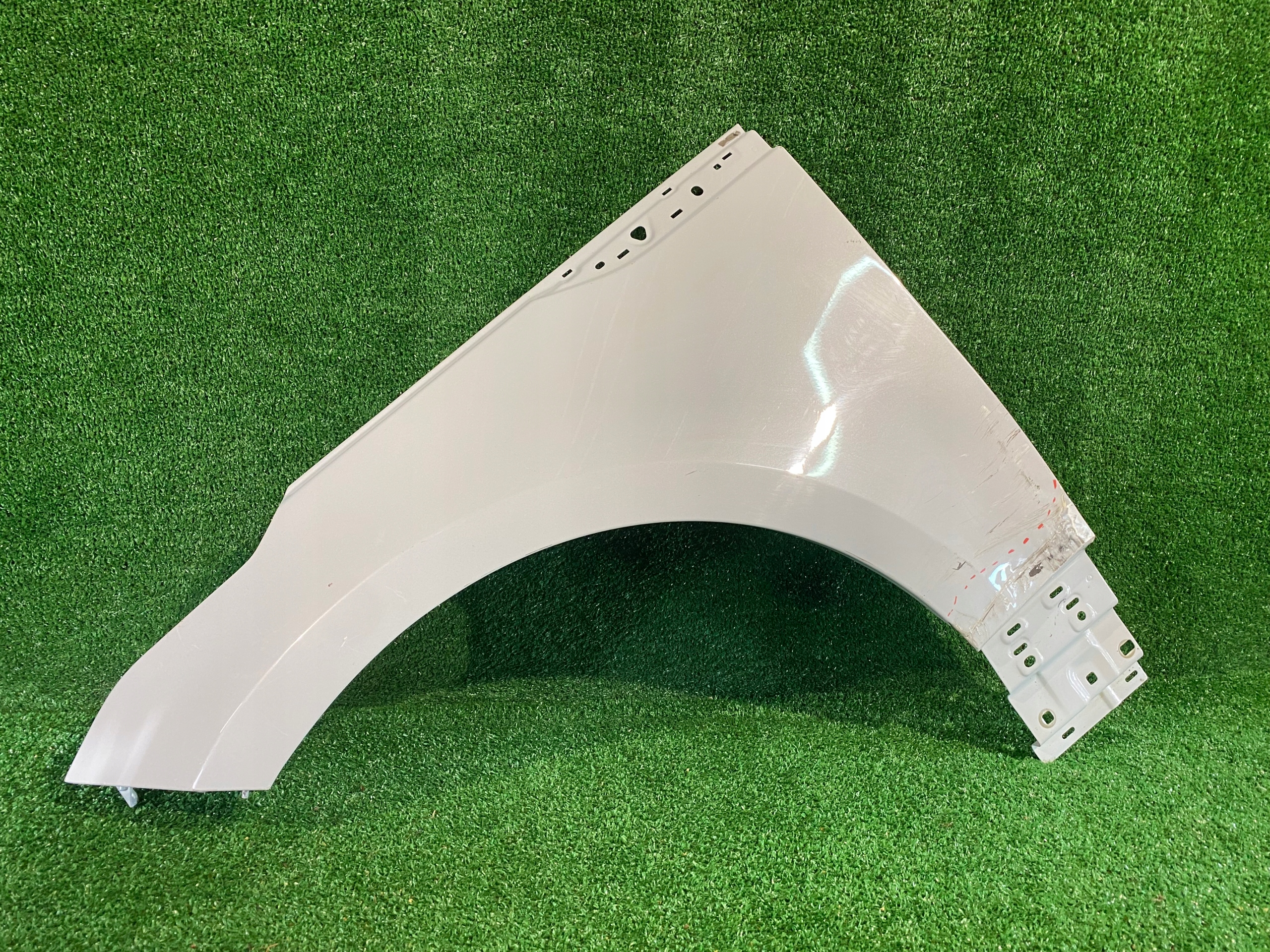 fender front left RANGE ROVER VELAR