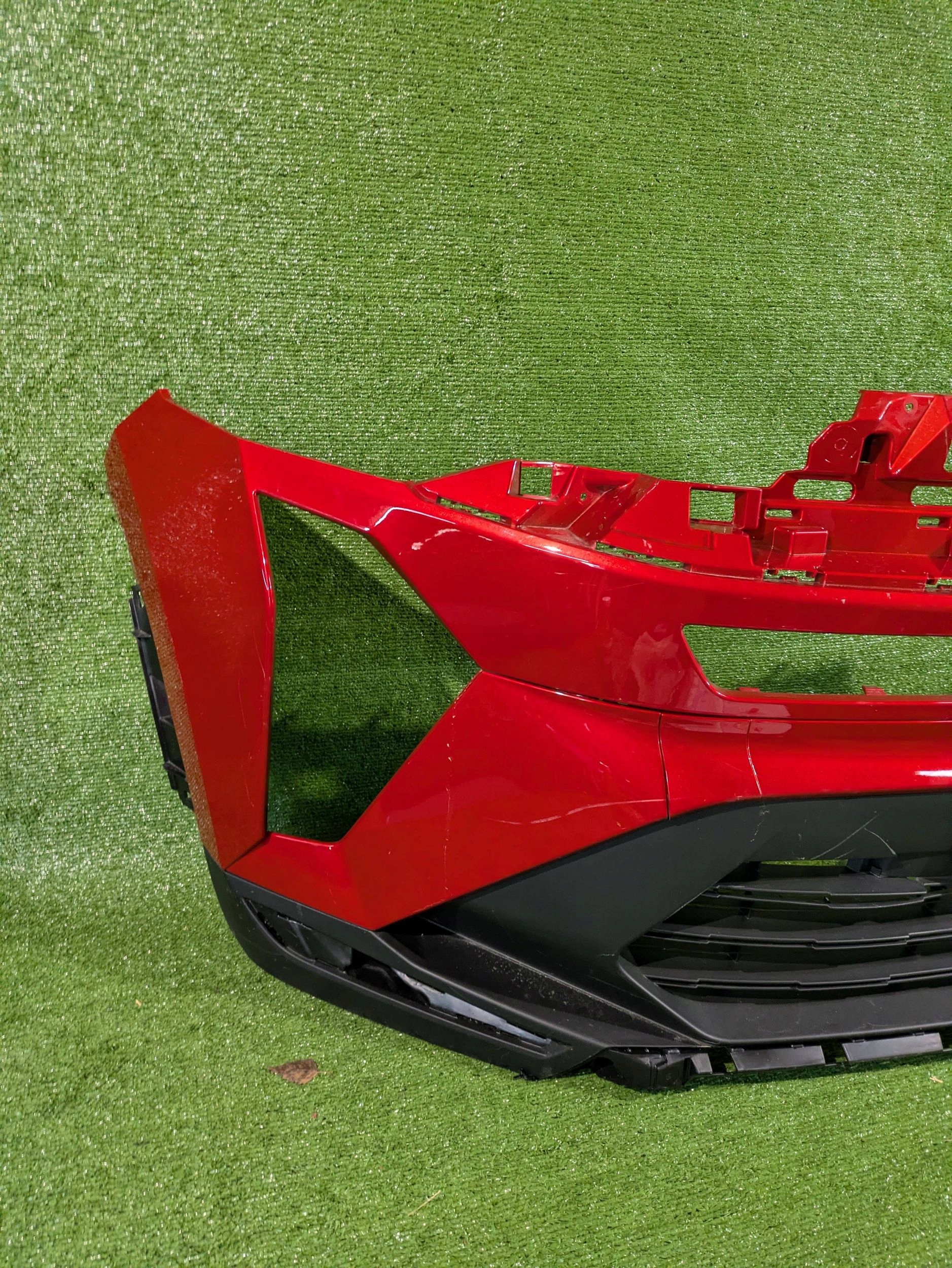 front bumper front RENAULT CAPTUR II LIFT 24- NR.7692