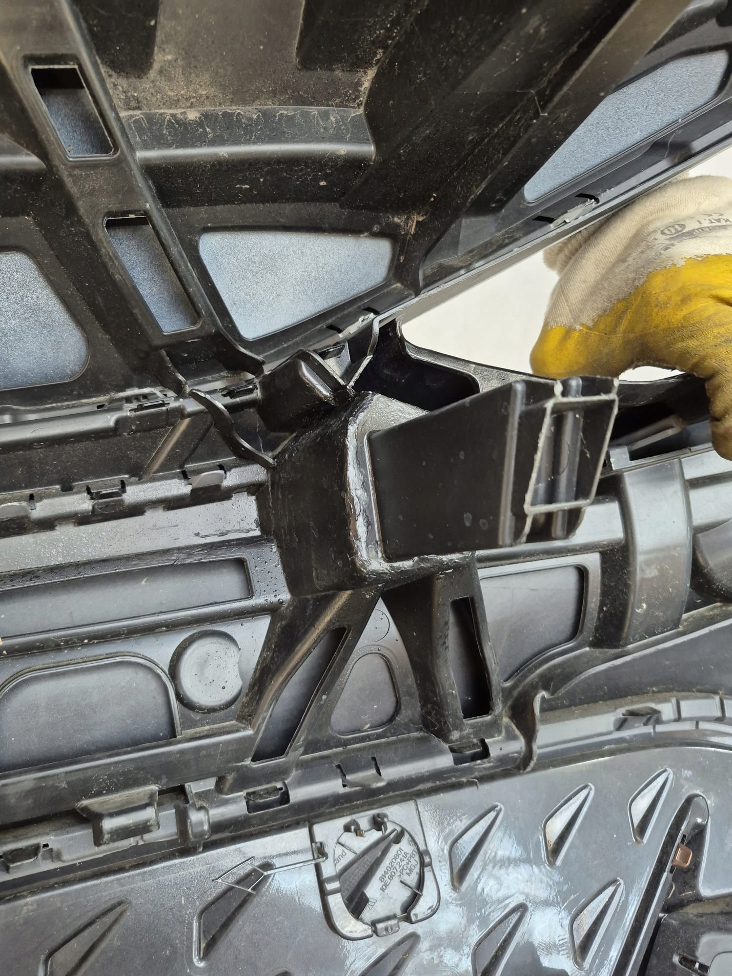 CUPRA BORN 21- bumper front front PDC 10E805903C