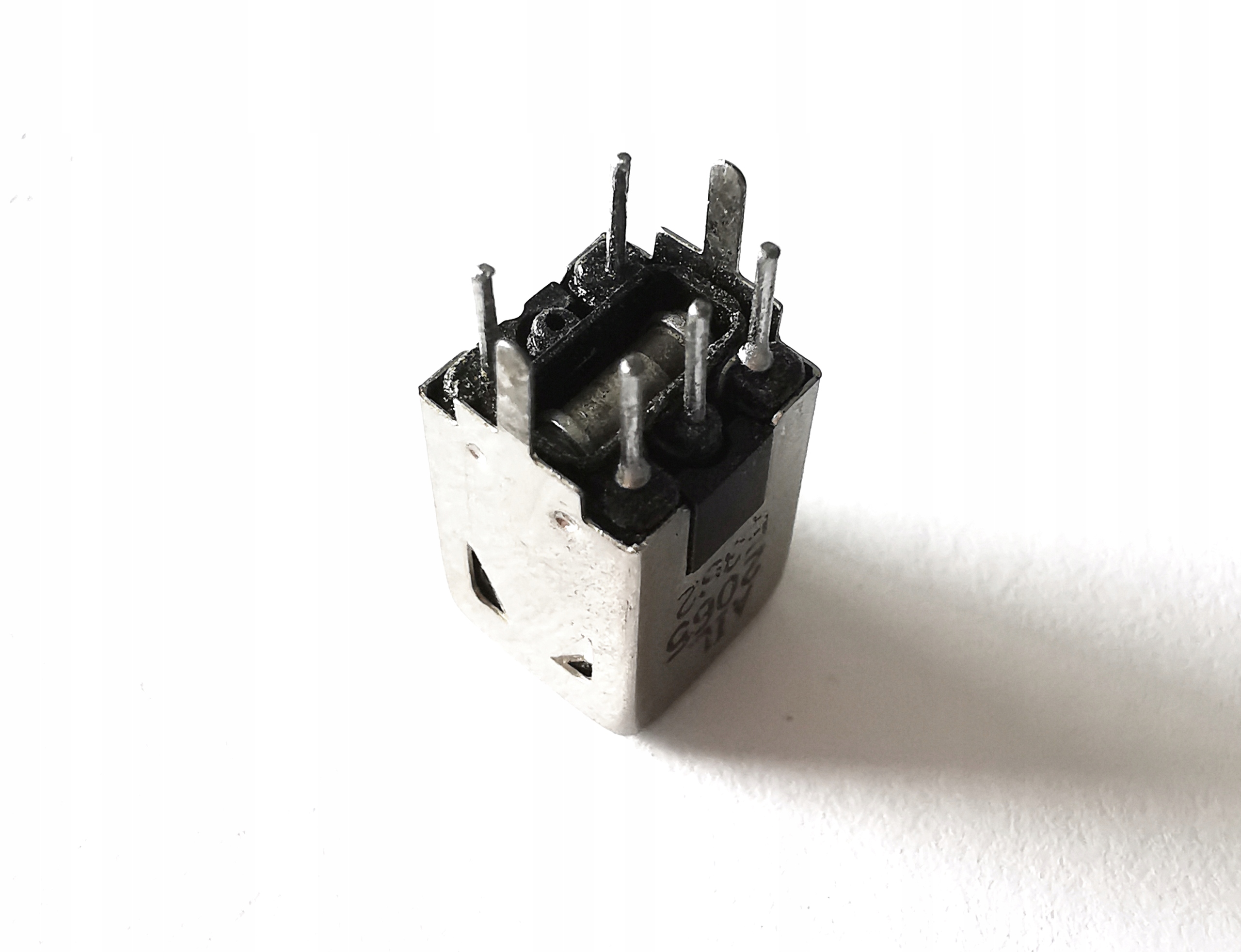 FILTR 7X7 AIL 2065 E362 Kod producenta AIL 2065 E362