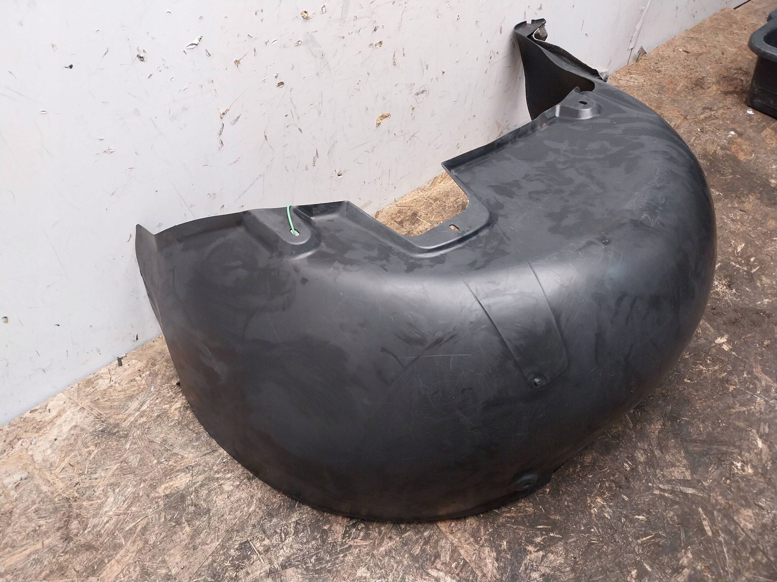 mudguard left rear part 7L5810969 PORSCHE CAYENNE and