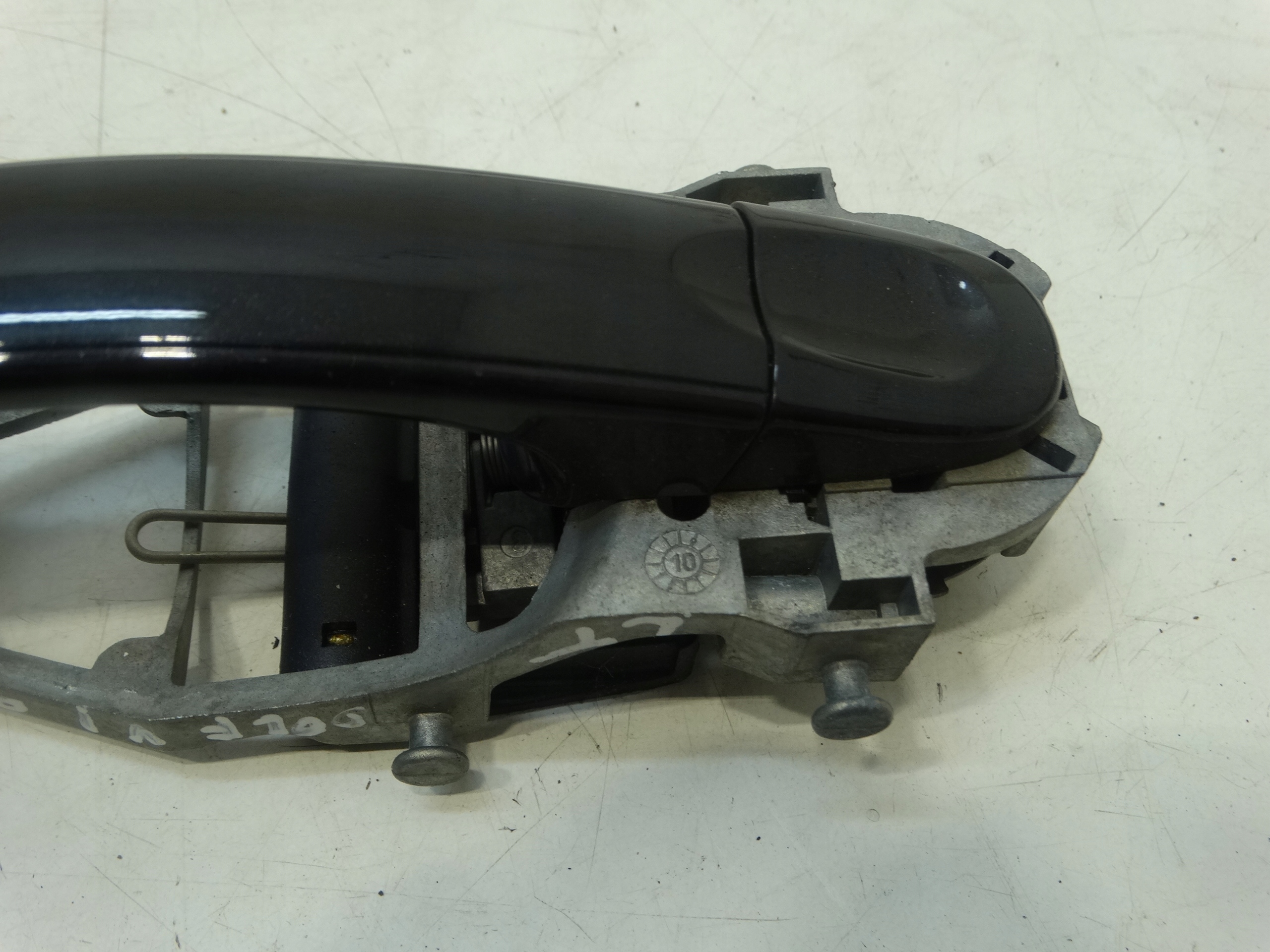 handle exterior left rear part VOLKSWAGEN GOLF VI plus 1K0837885A