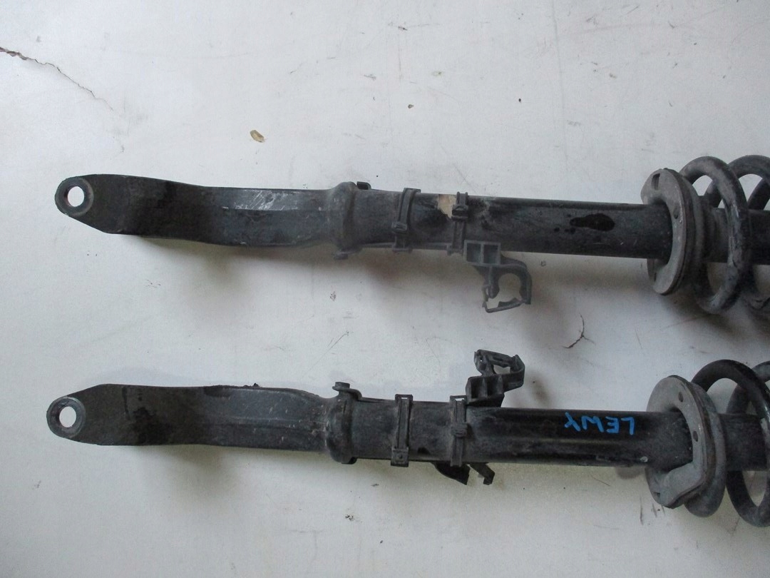 AMORTYZATOR AMOR MERCEDES GLC 2,2CDI PRAWY Producent części Mercedes-Benz OE