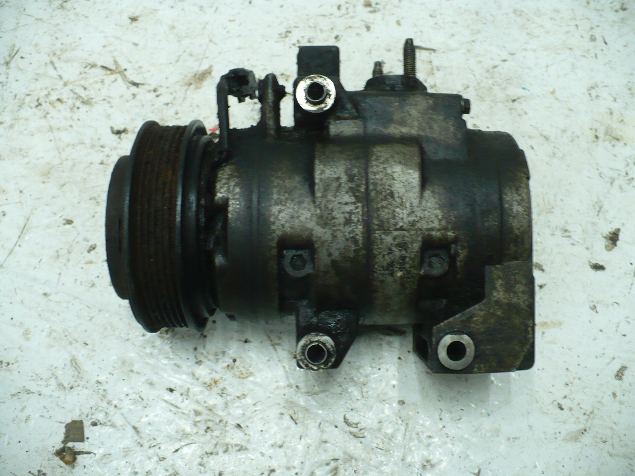 FORD F150 09-14 компрессор кондиционера