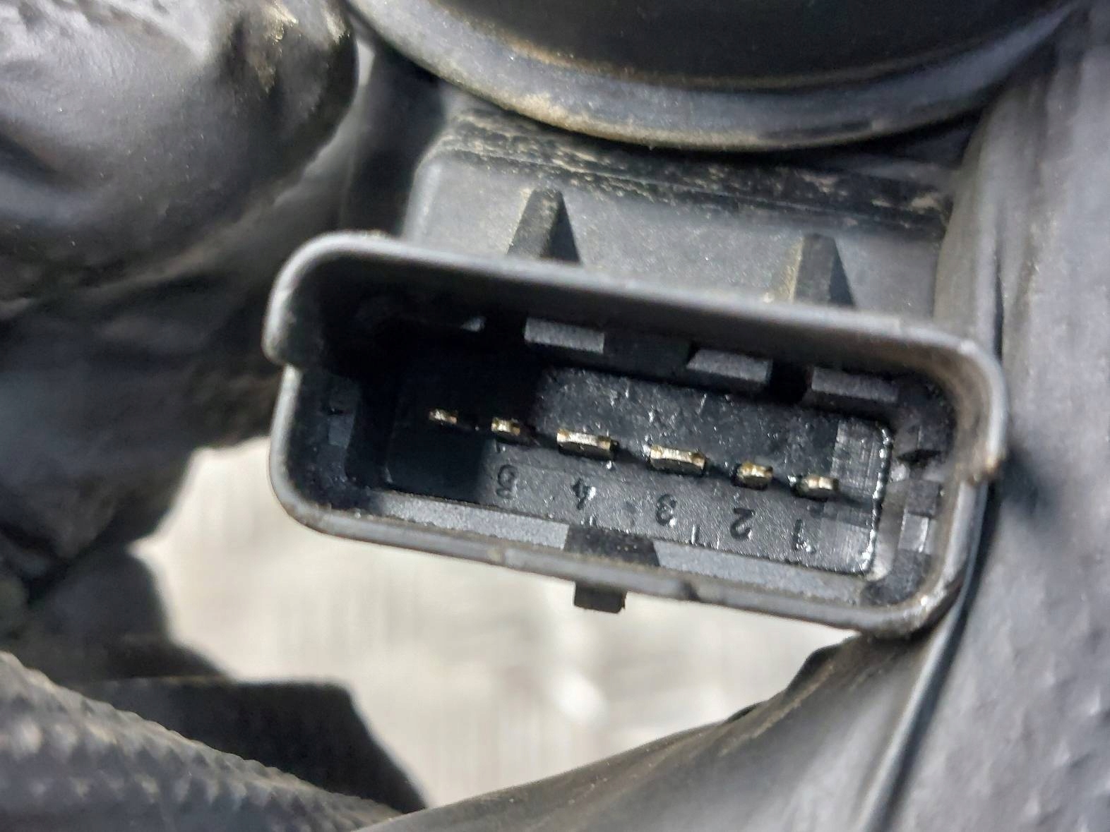 Gehäuse filter luft + Luftmassenmesser VOLVO V40 und LIFT 7700104426