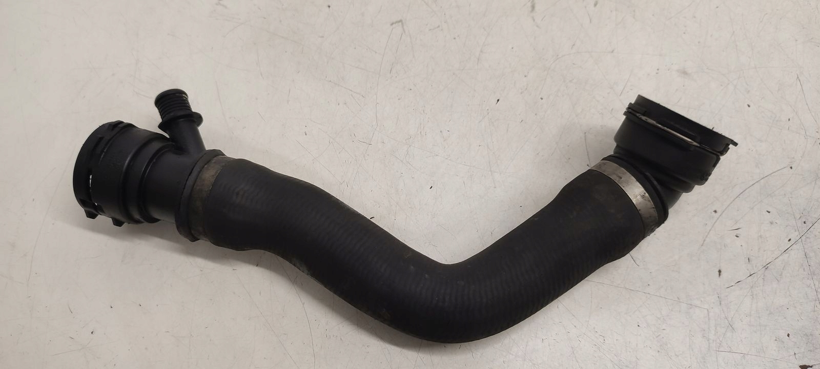 hadica vedenie vody BMW E61 2,5D