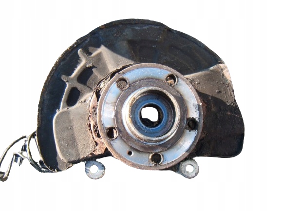 VOLVO V70 II 2 2.5TDI 00-07 ZWROTNICA PIASTA LEWY PRZÓD