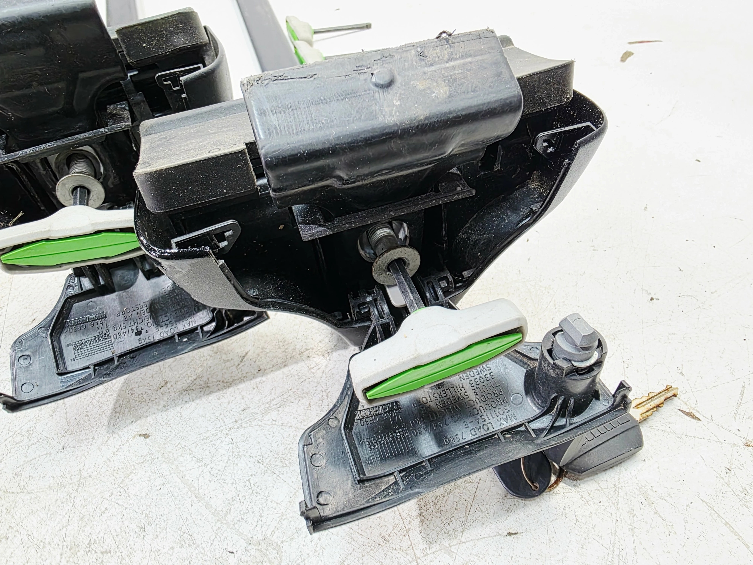 boot roof ski AUDI A4 B7 sedan THULE SWEDEN