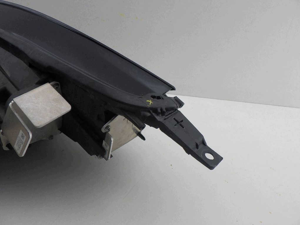 FORD KUGA MK3 III LIFT FULL LED PV4B13E016AG 24- light front right