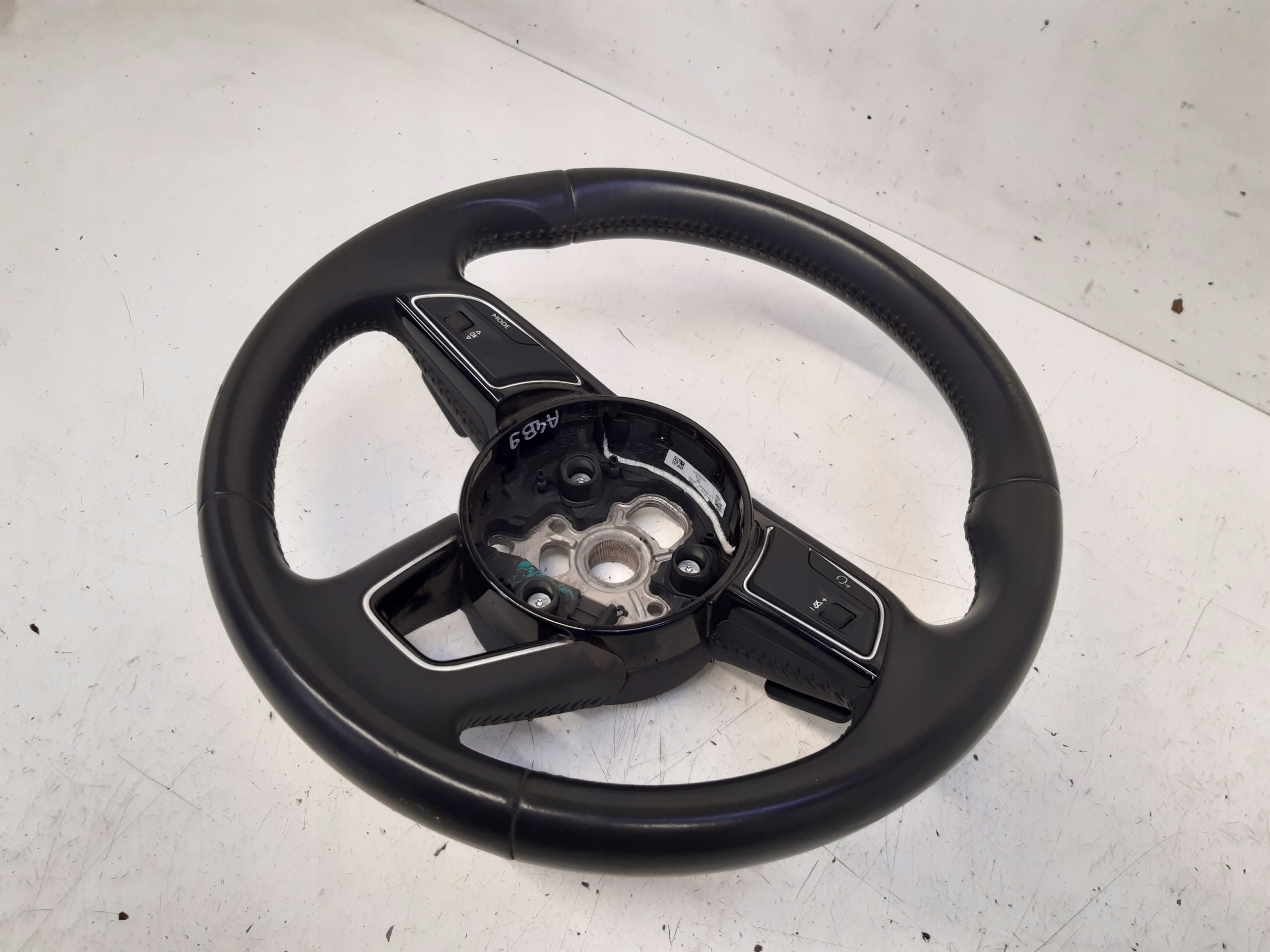 steering wheel, leather multifunkcja with shifting 8W0419091F Audi A4 B9