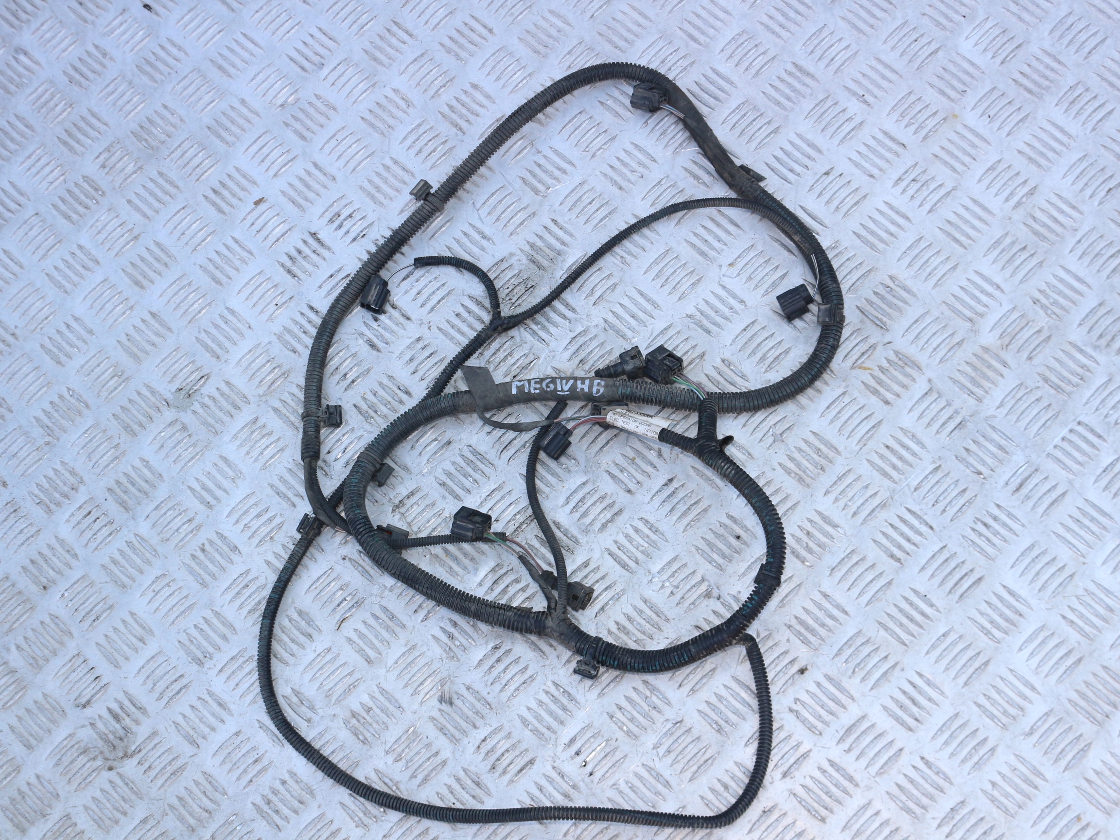 ДАТЧИК ПАРКОВКИ RENAULT MEGANE IV