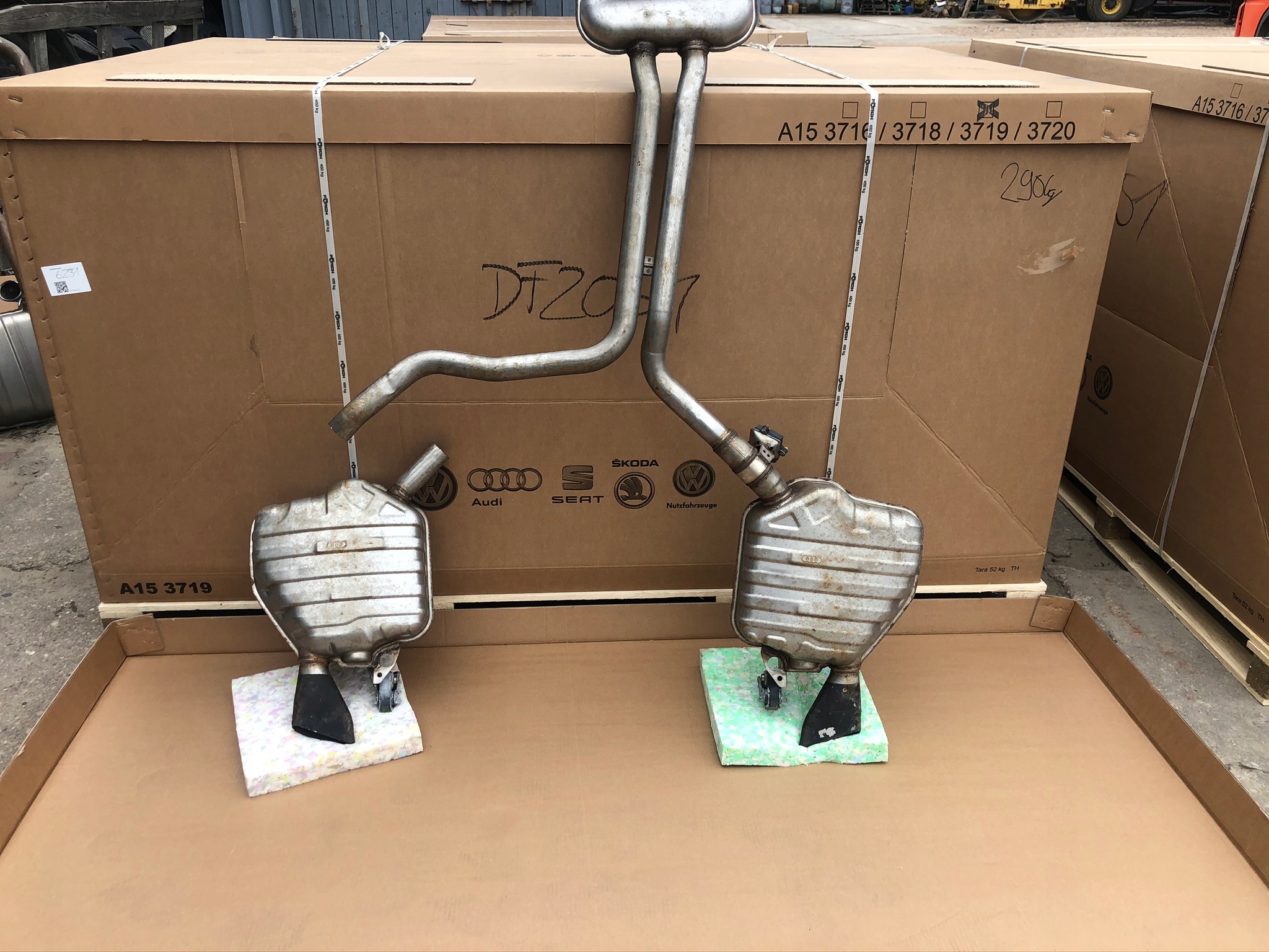 4G0253612AE 4G0253611AE - AUDI A7 A6 C7 LIFT 3,0 TDI вихлопні Глушники 30 к. с.