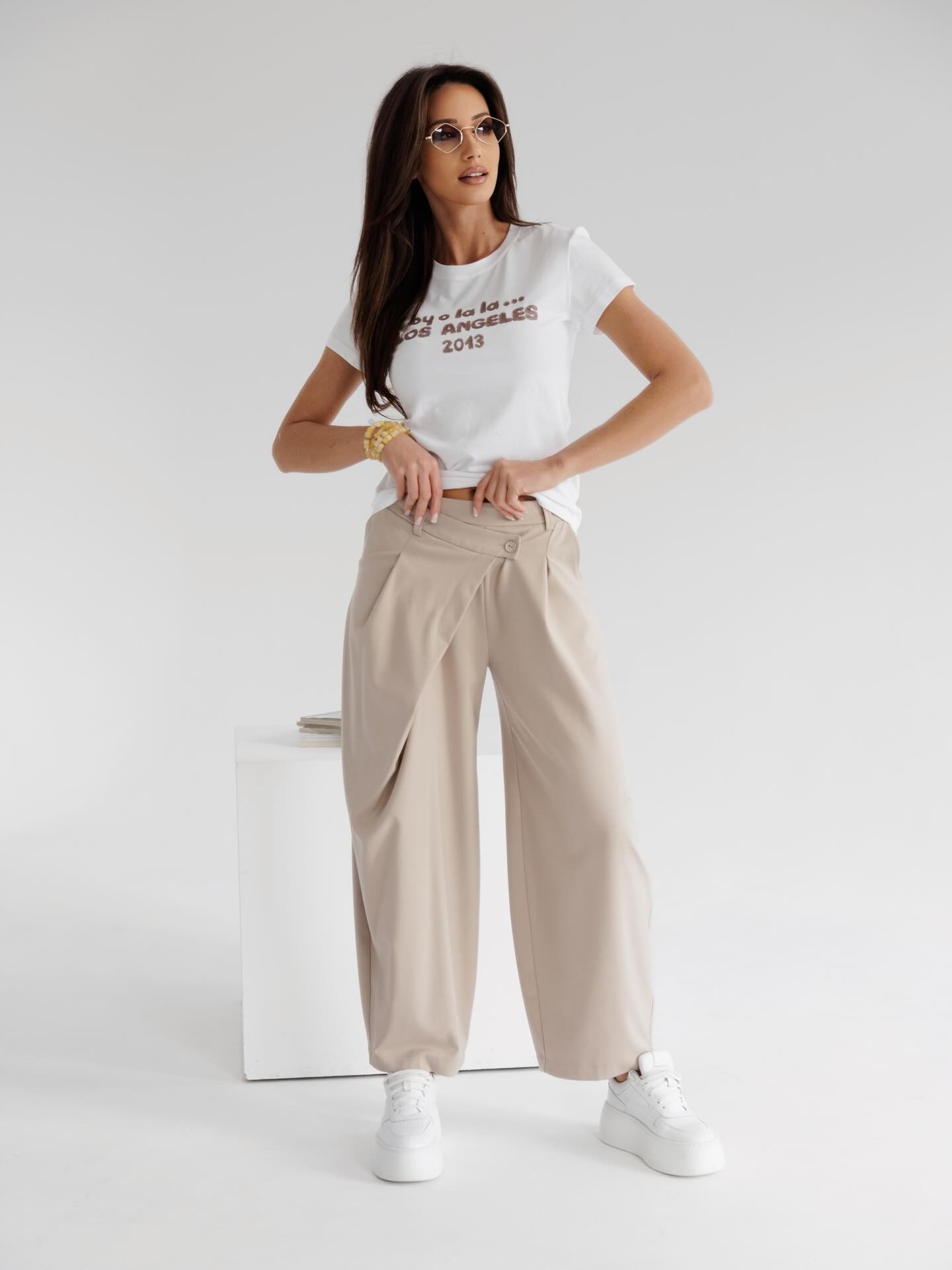 By O La La...! Spodnie Asymetryczna Zaszewka Terry Beż L