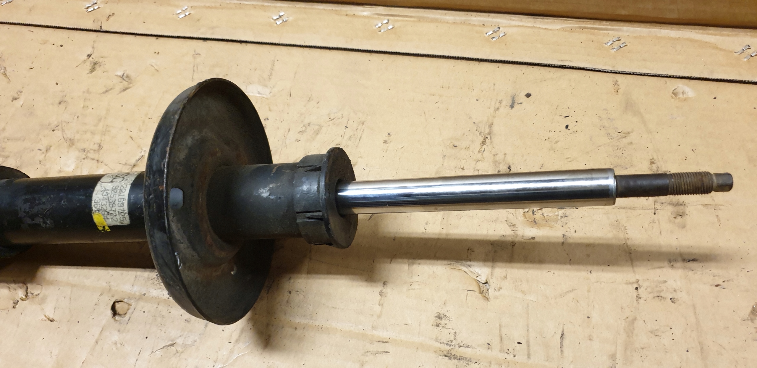 shock absorber right front OPEL CORSA B original