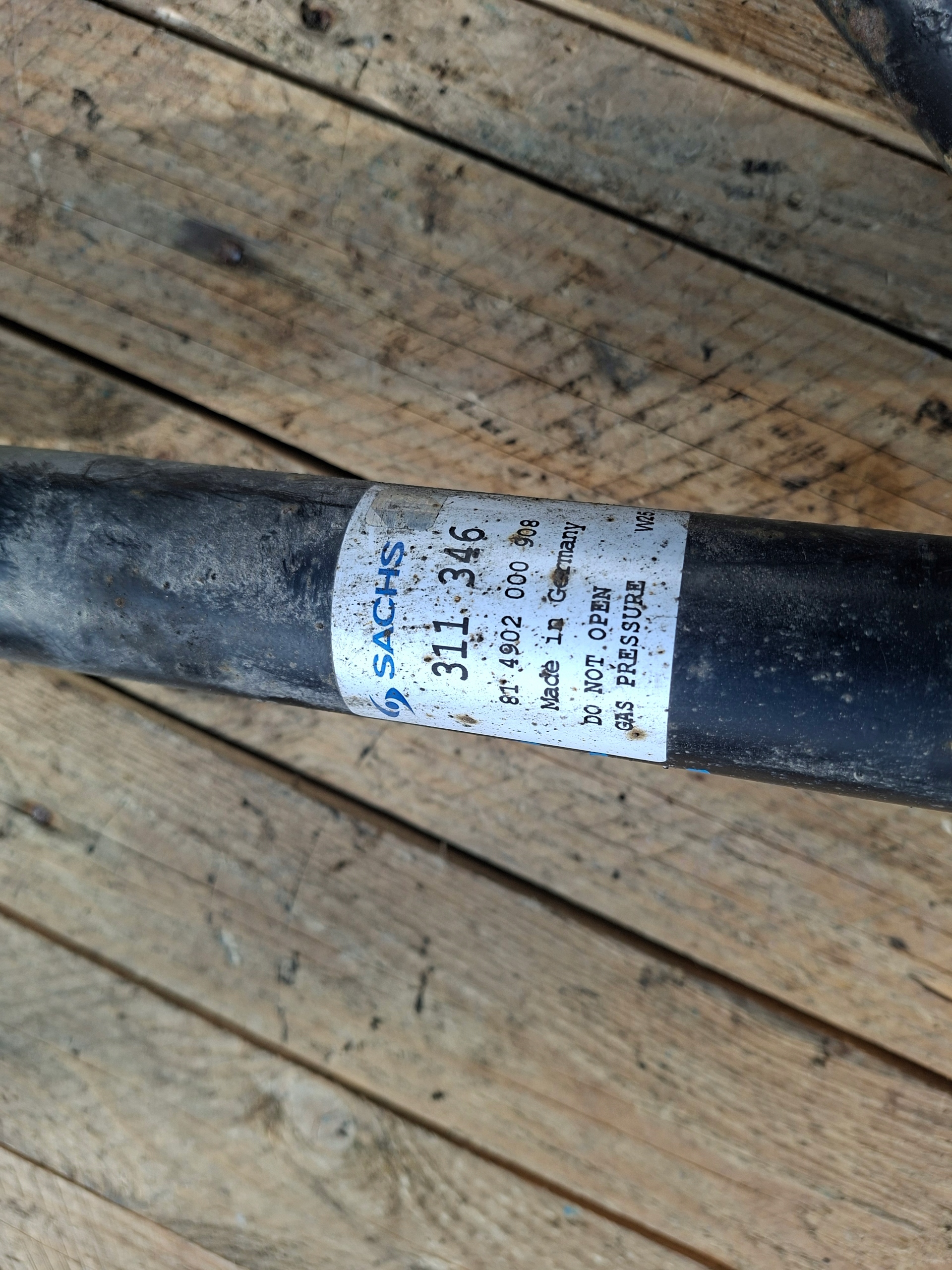 shock absorber rear part rear Audi Volkswagen 311346