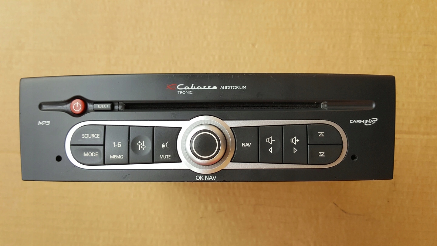 RENAULT LAGUNA NAWIGACJA RADIO CD MP3 WYŚWIETLACZ Producent części Renault OE