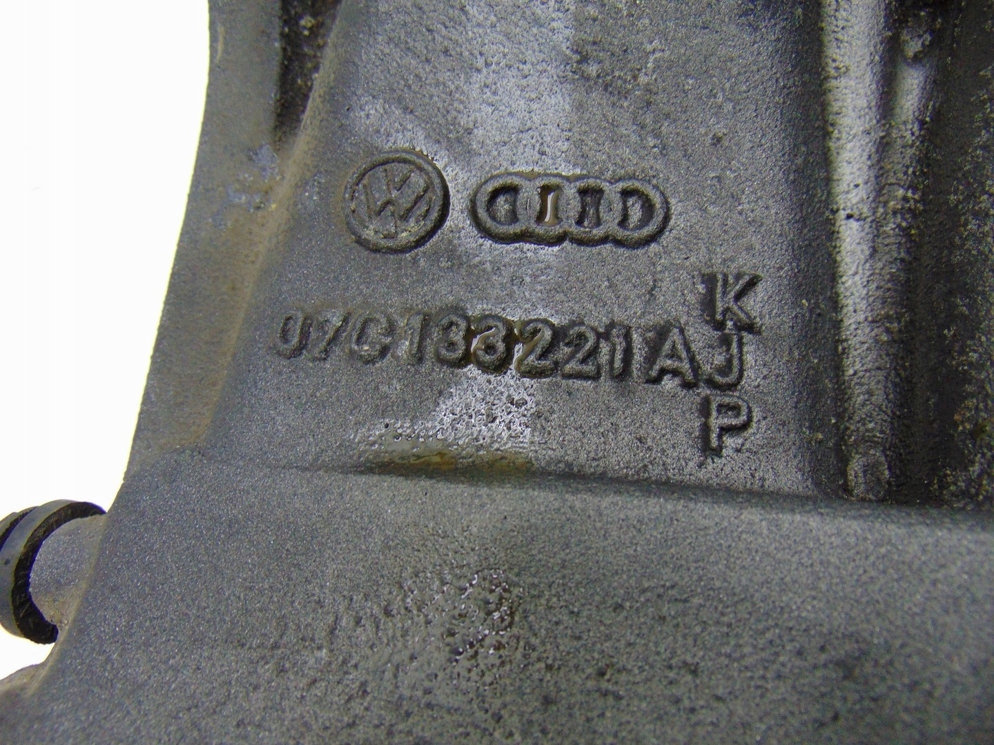 intake manifold AUDI A8 D3 6.0 W12 BHT 07C133221AJ