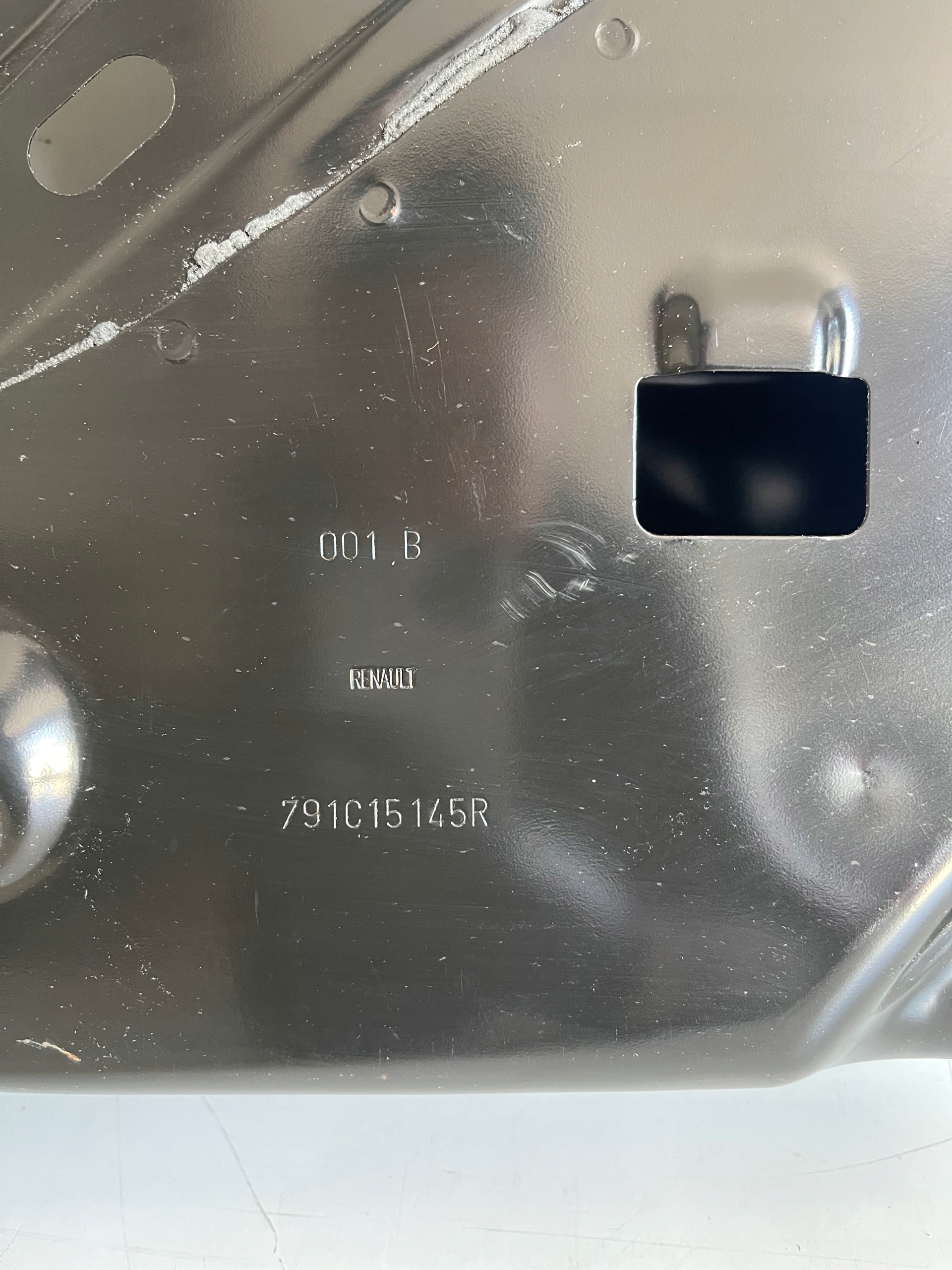 renault KADJAR задний ремень перегородка 791005236R