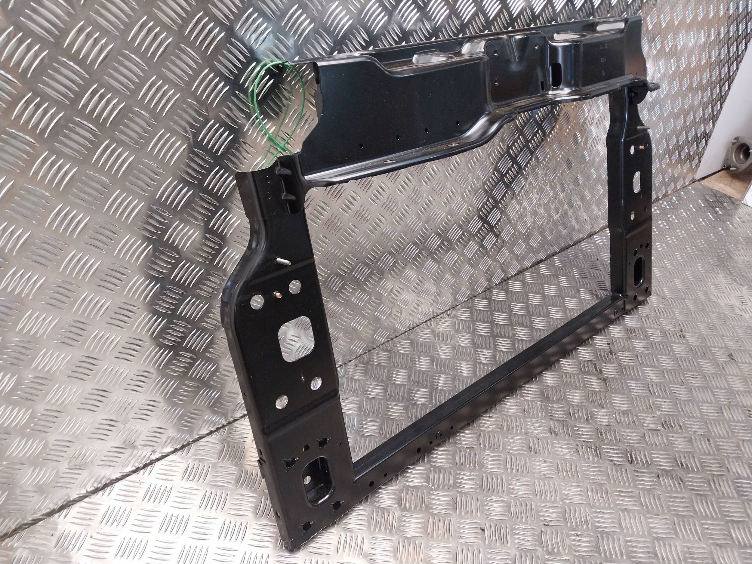 support panel for radiators pillar iron 1823423 FORD KA MK2 08