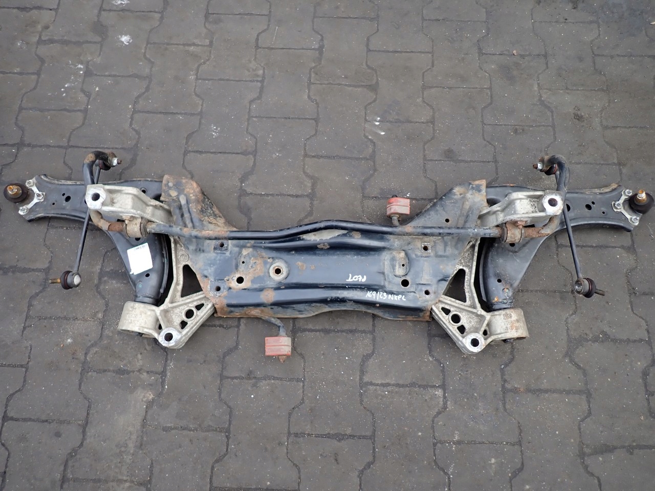 Тележка Sans travers SKODA FABIA и LIFT 1.2 B 04r