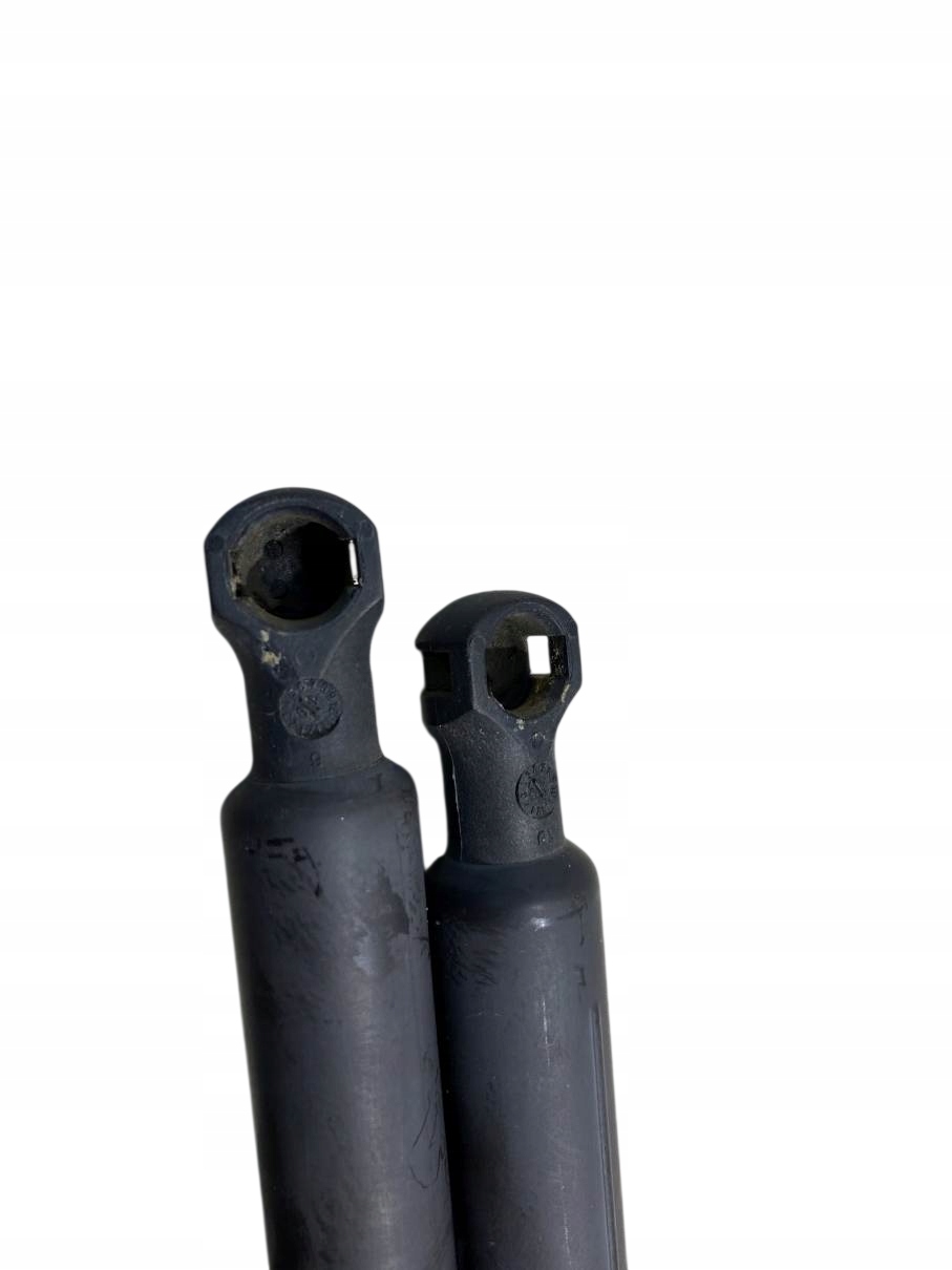 damper bonnet boot RENAULT CLIO III 8200299546