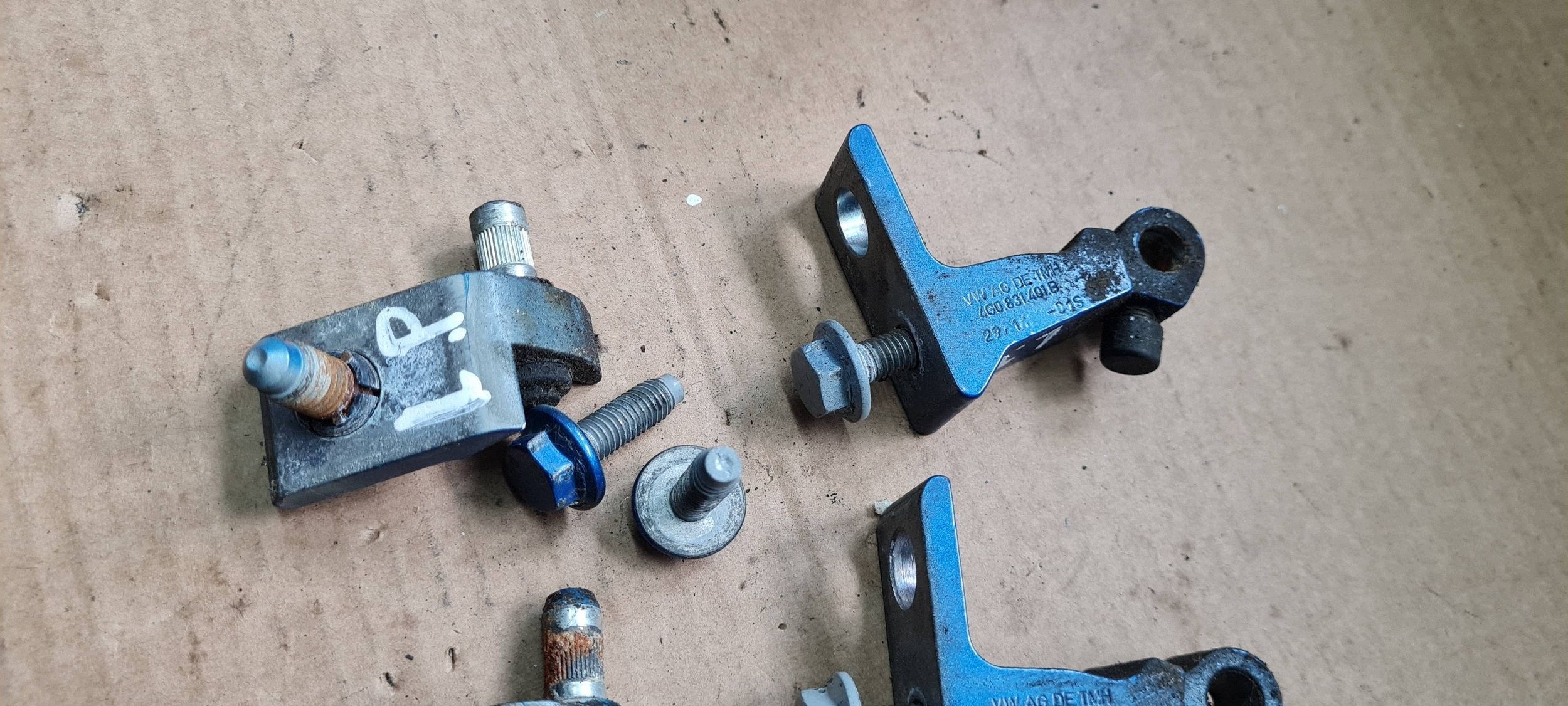 A6 C7 4G S6 hinge hinges door left left front front KOMPLET
