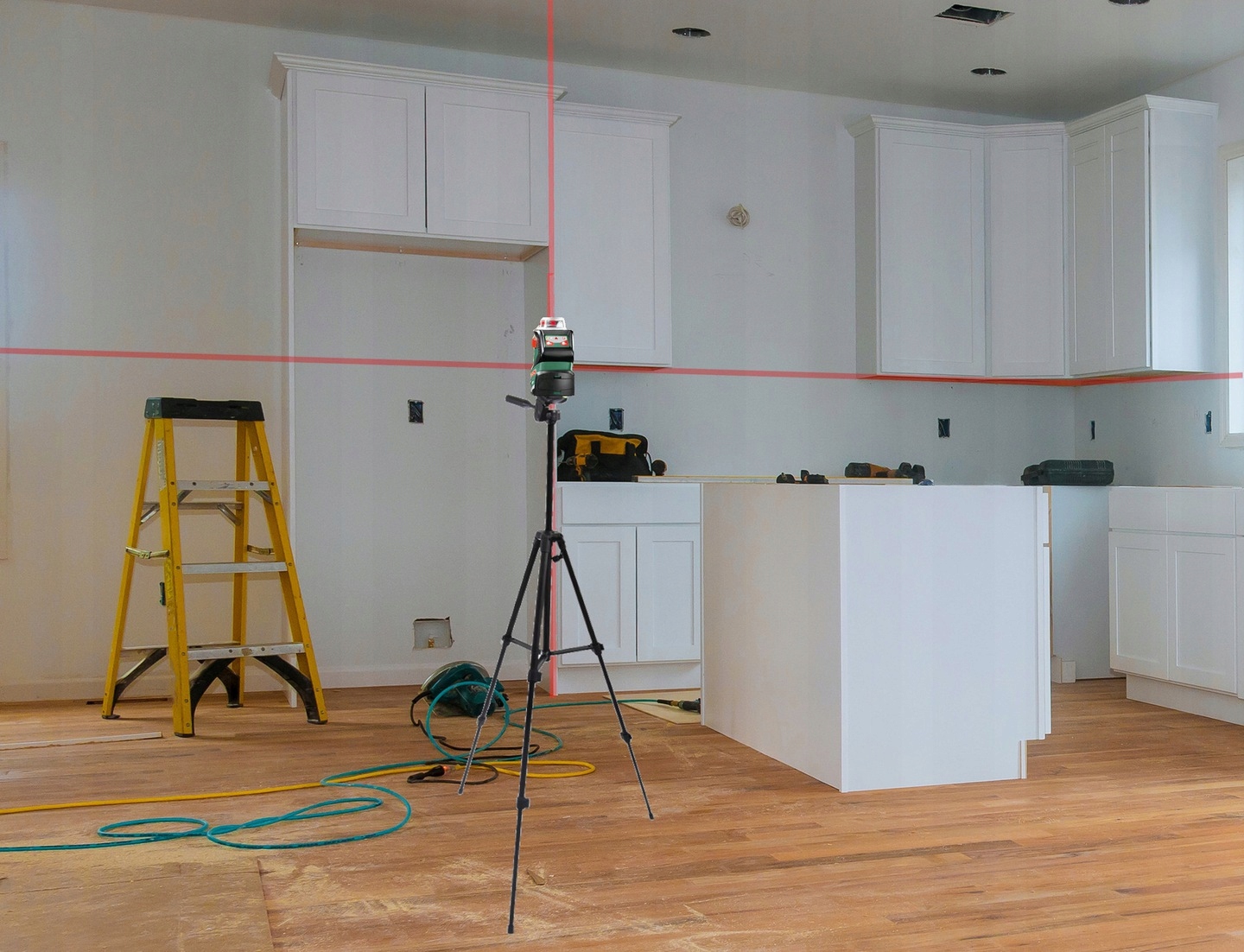 STATYW STOJAK DO LASERÓW BOSCH DEWALT LEICA 158cm Wysokość produktu 157 cm