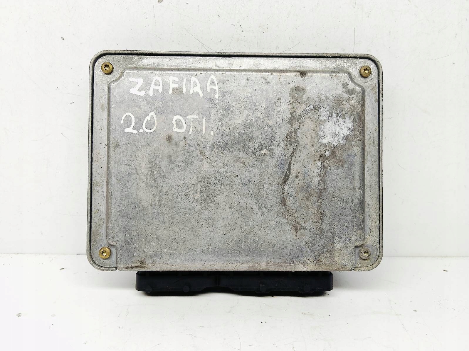computer control unit of the engine Opel ZAFIRA A 2.0 DTL 0281010268