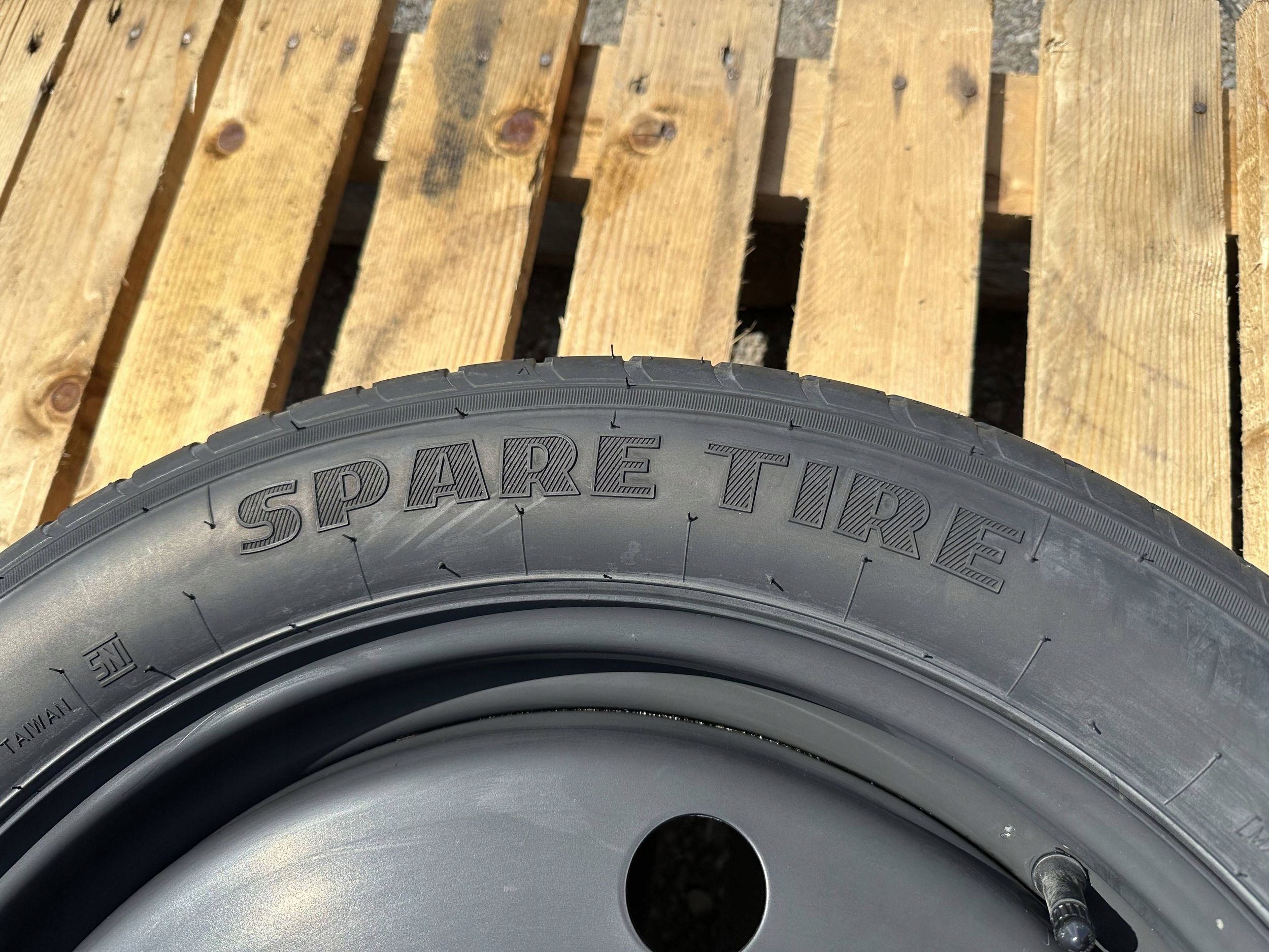 wheel spare tyre spare spare disc Lincoln Continental 2017+