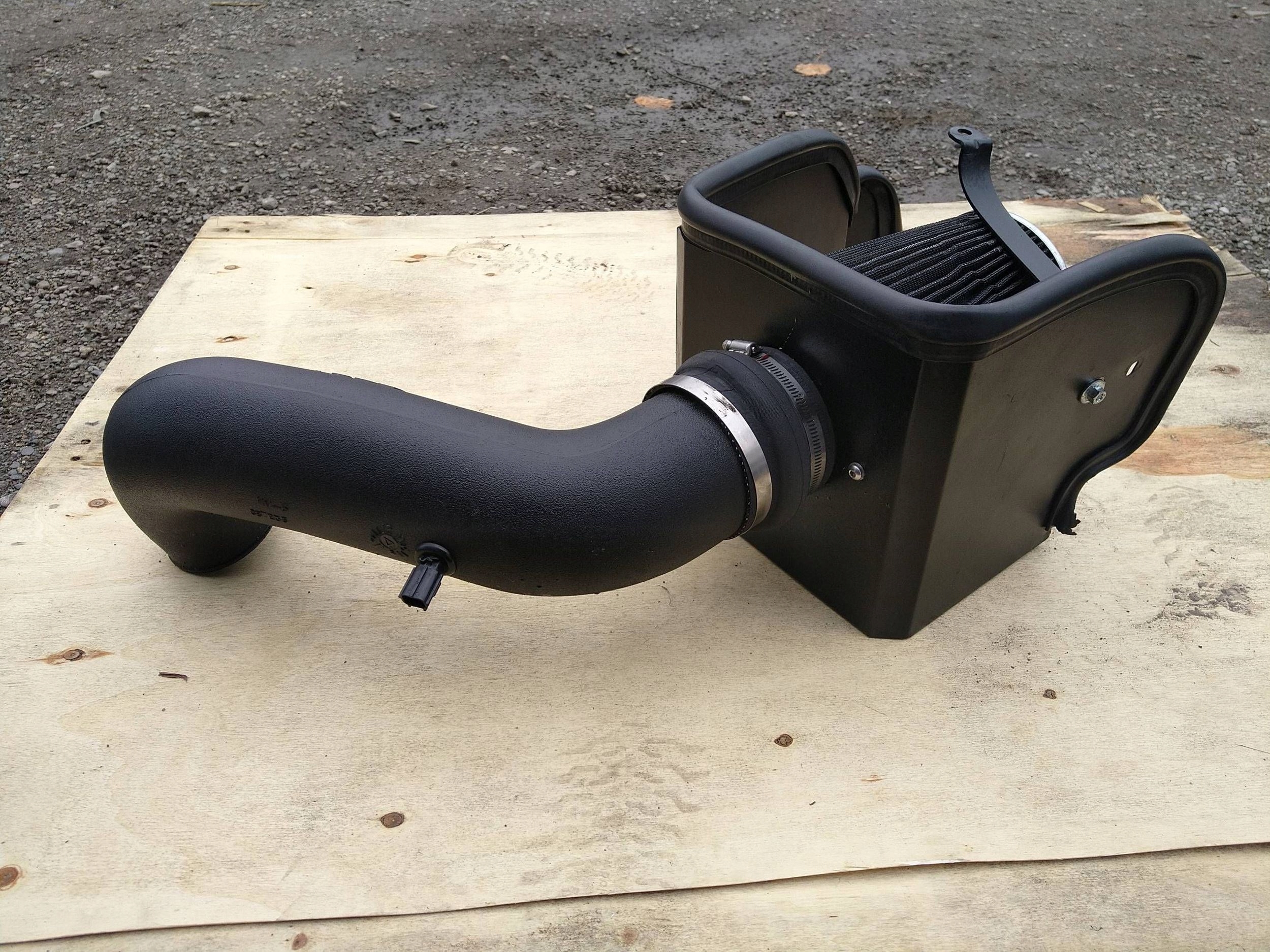 Gehäuse rohr dolot FILTER luft stozek K&N DODGE RAM 1500 5.7 2013