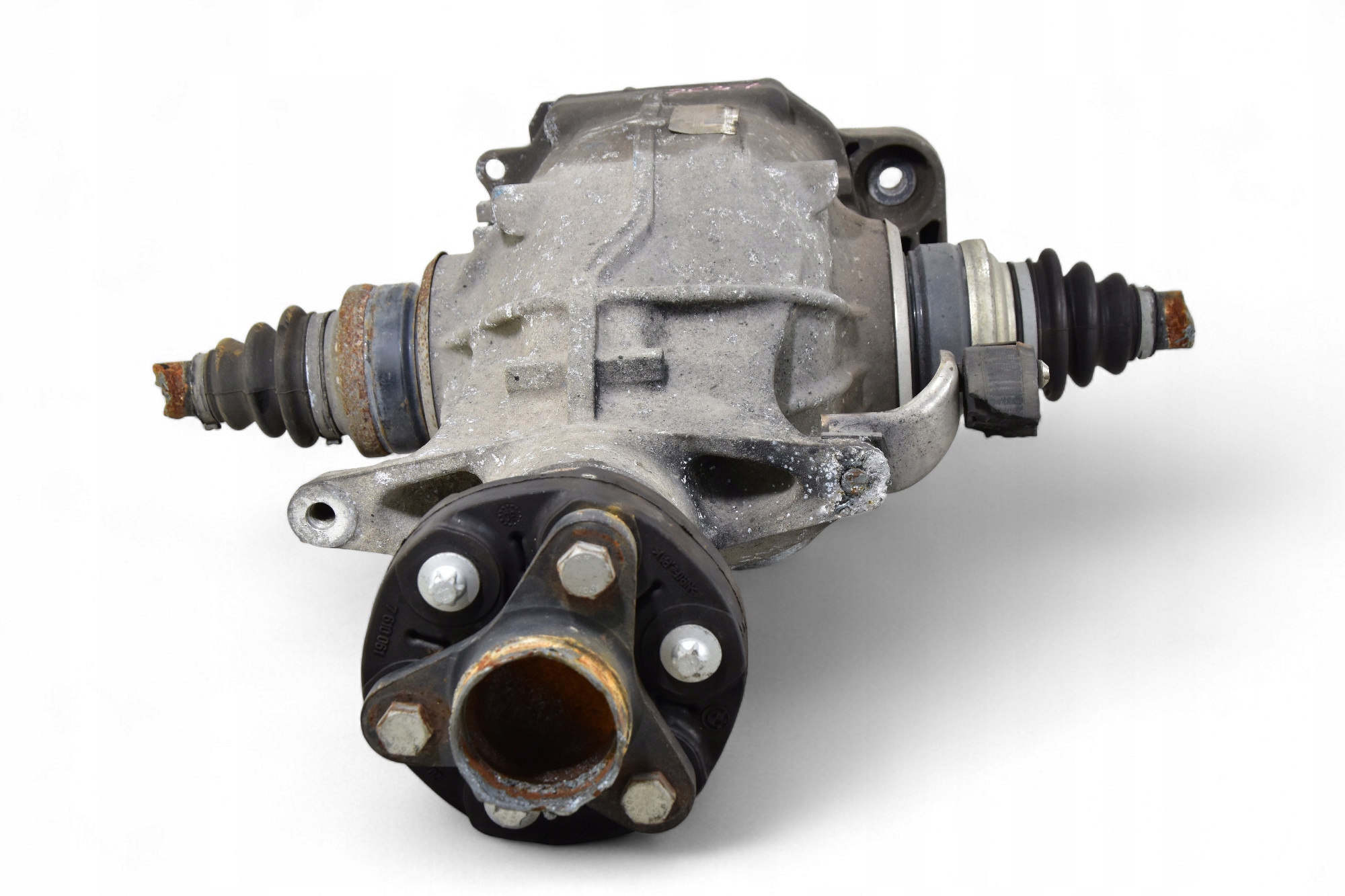 differenciál differenciál differenciál hátsó far BMW F10 F11 3.0d N57 7630816 2.47