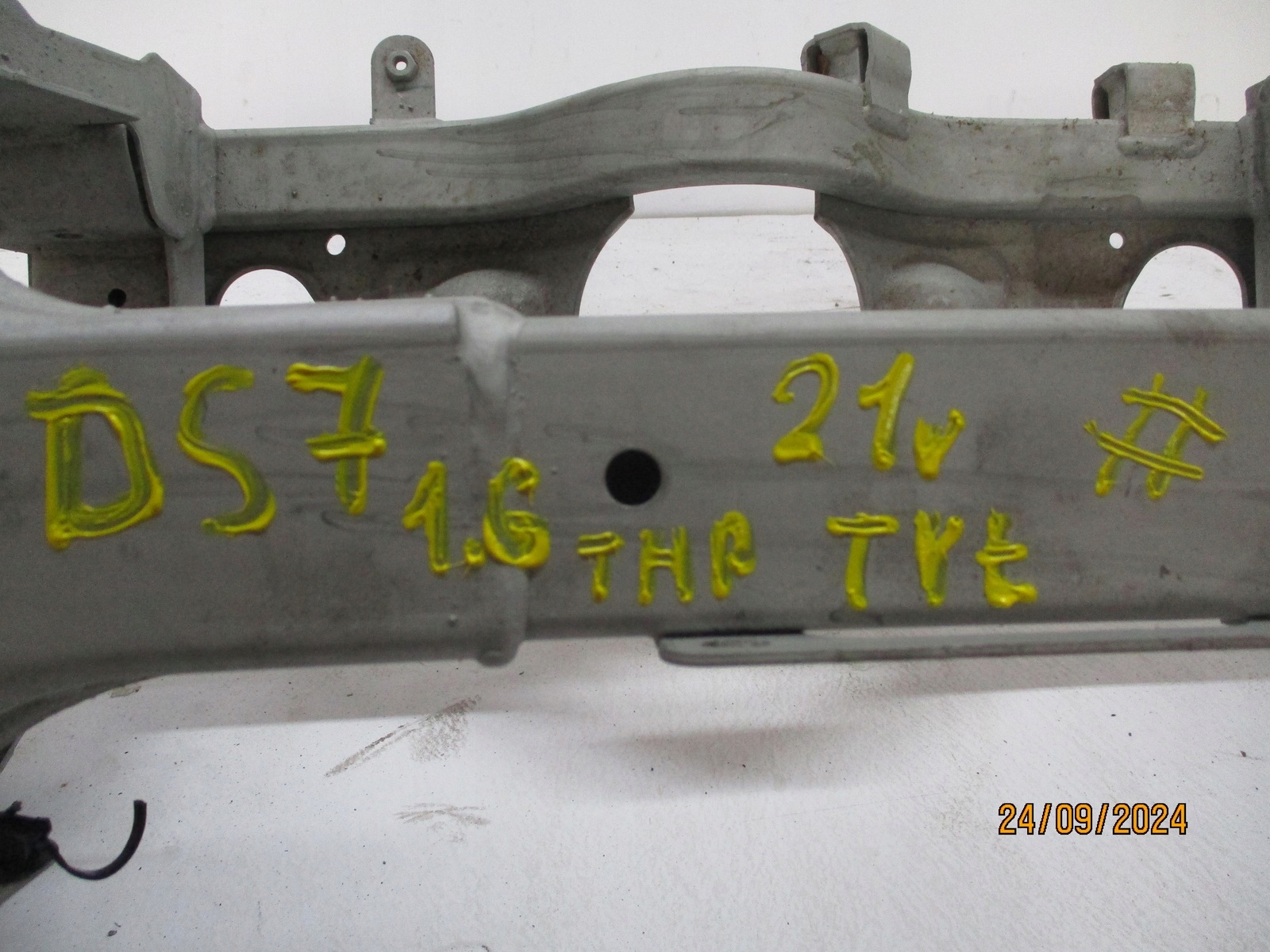 axle beam subframe axle beam rear part CITROEN DS7 4X4 9849786080